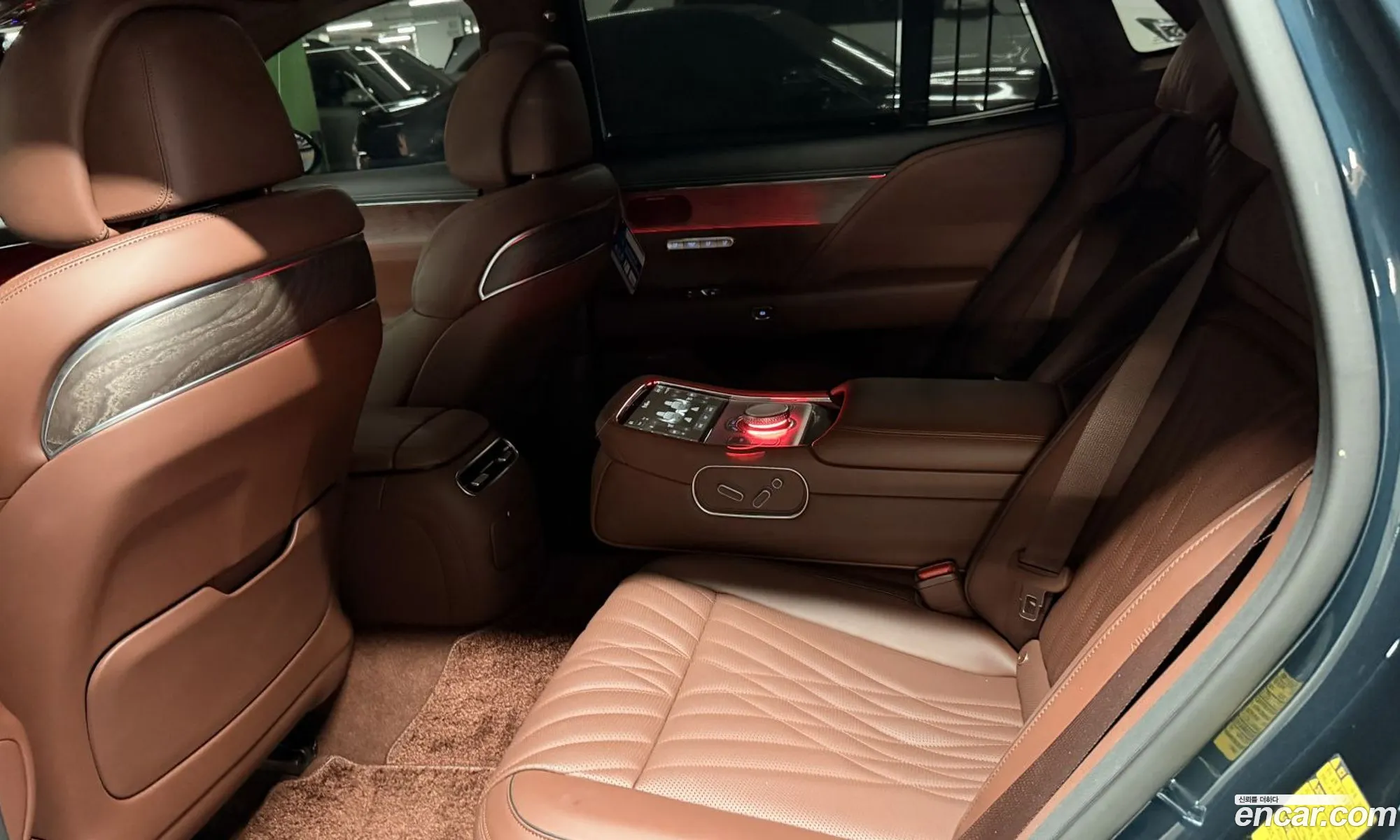 Genesis G90 2023 — 9