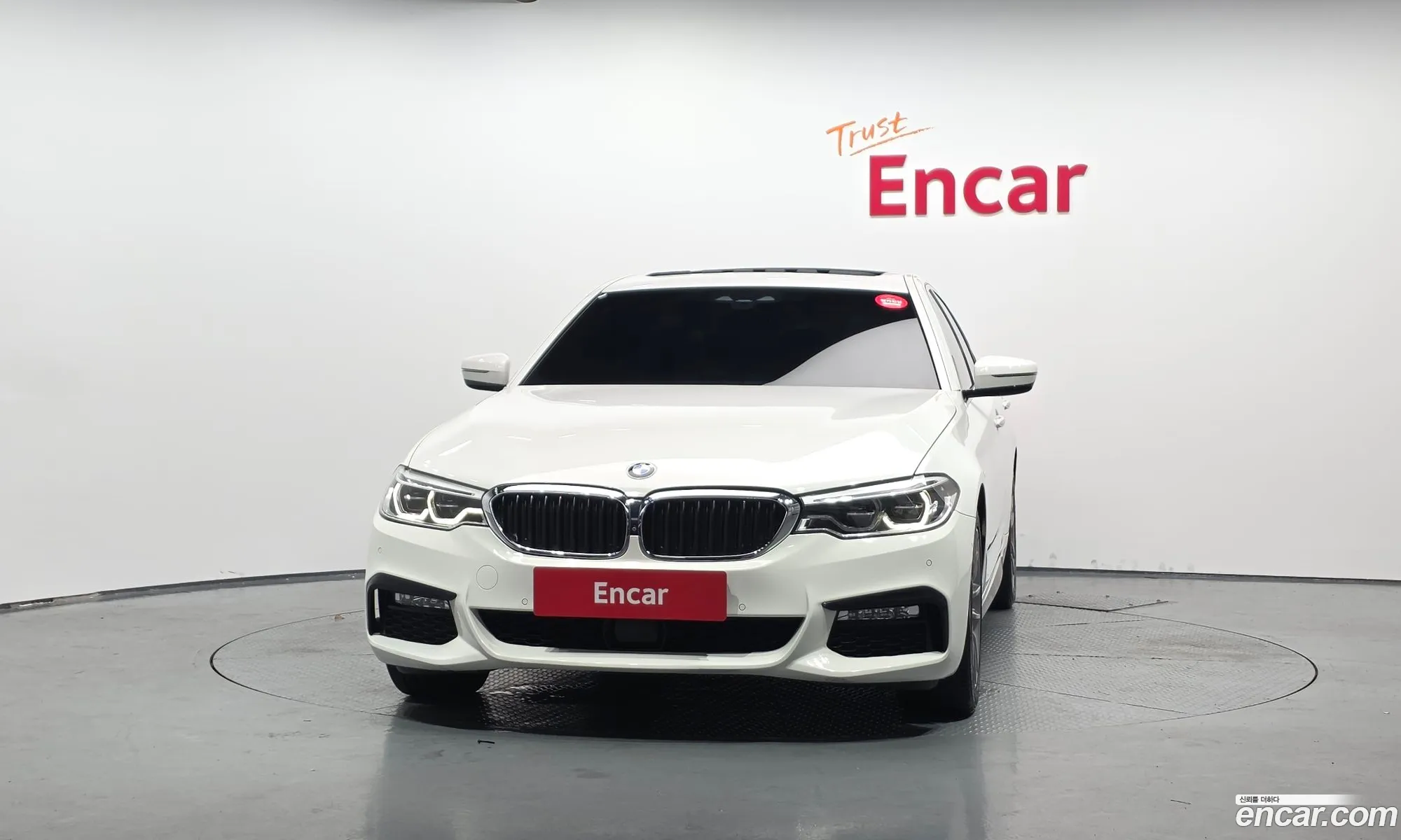 BMW 5 Series 2017 — 17