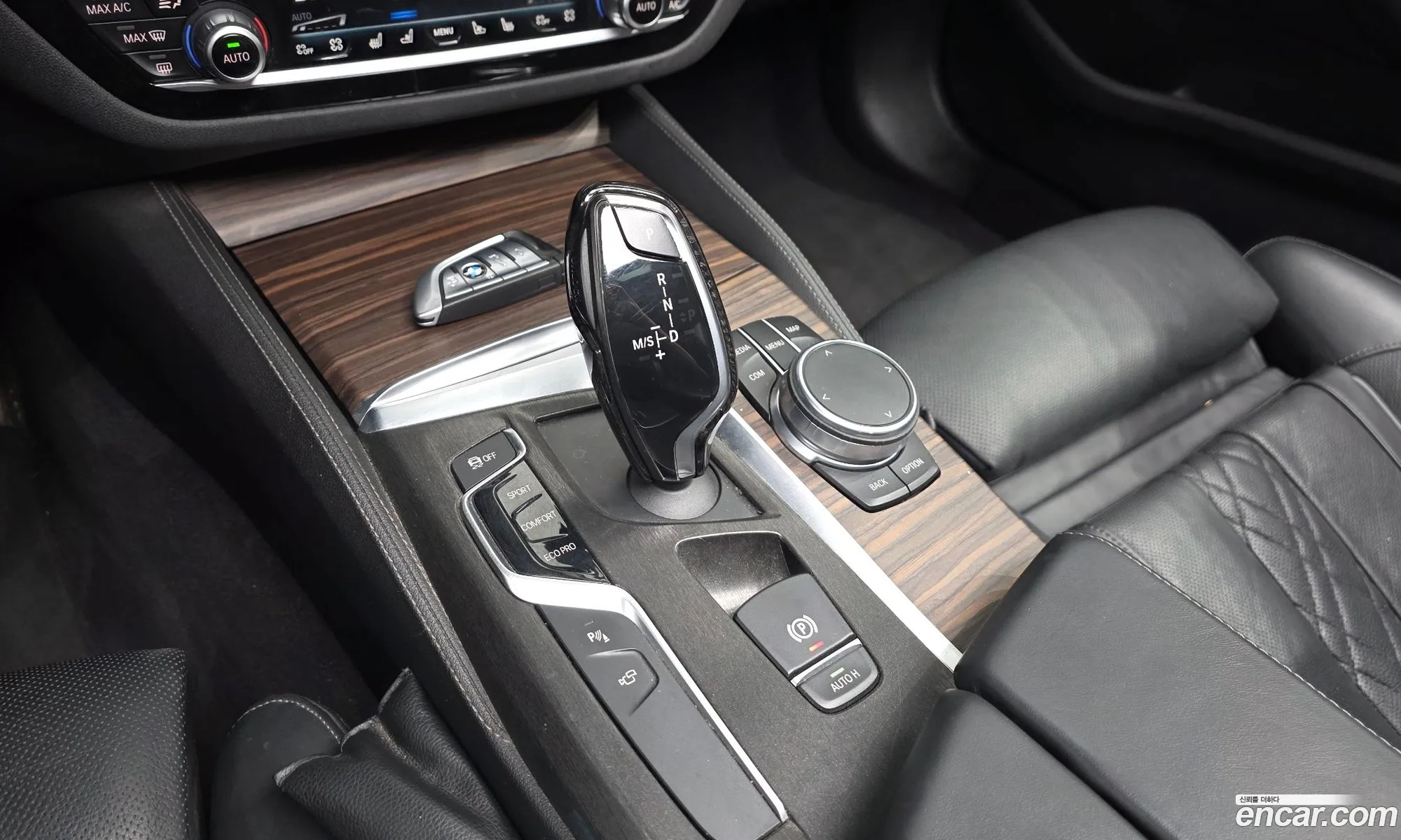 BMW 5 Series 2017 — 12