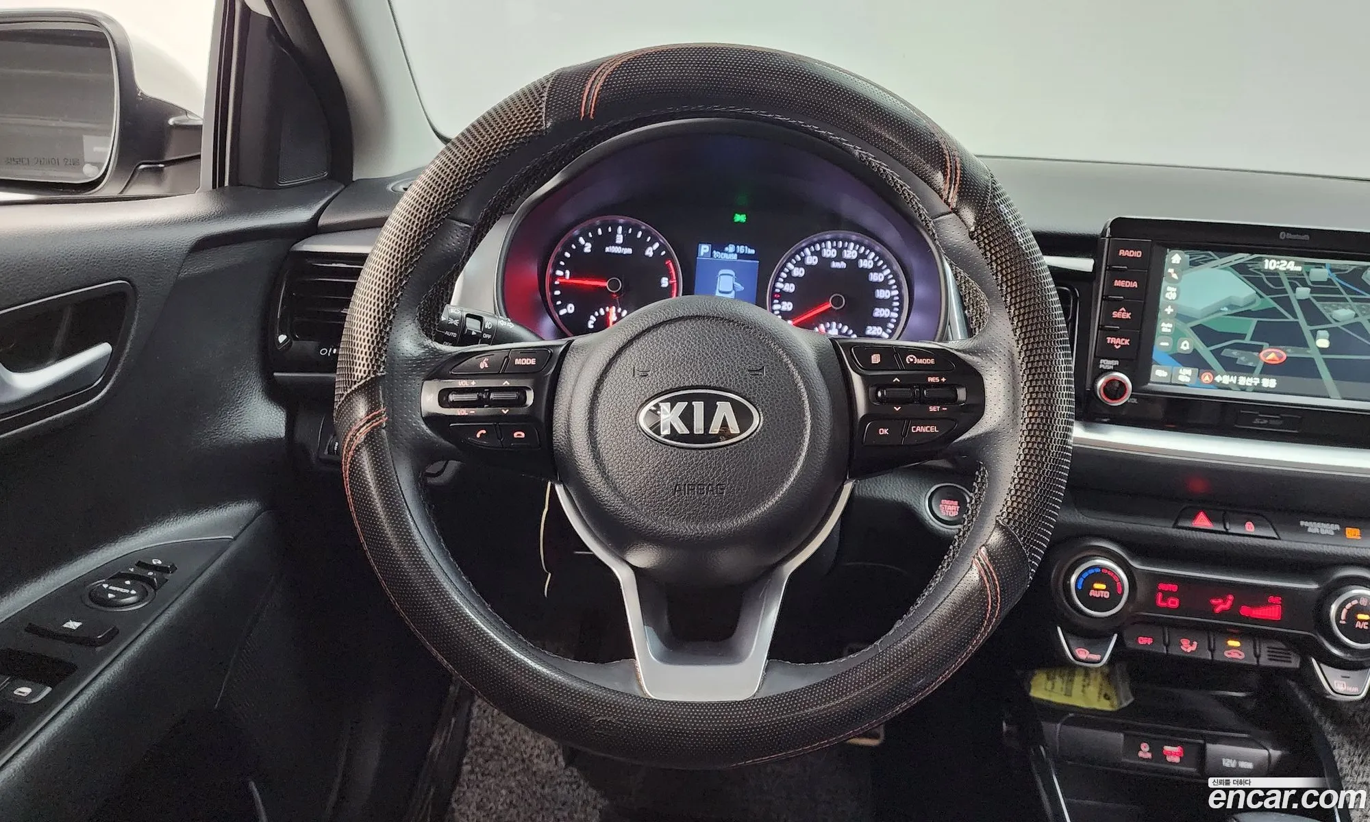Kia Stonic 2018 KNADE815GJS211788 — 17