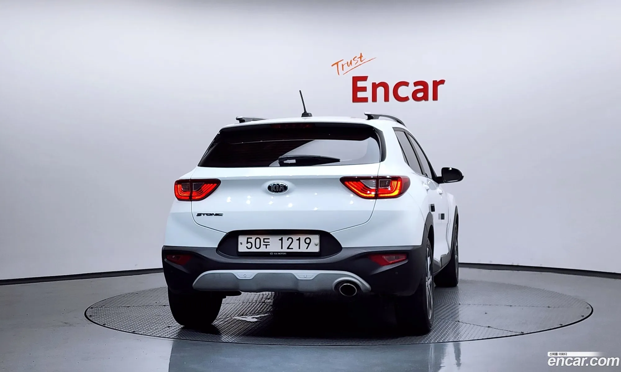 Kia Stonic 2018 KNADE815GJS211788 — 32
