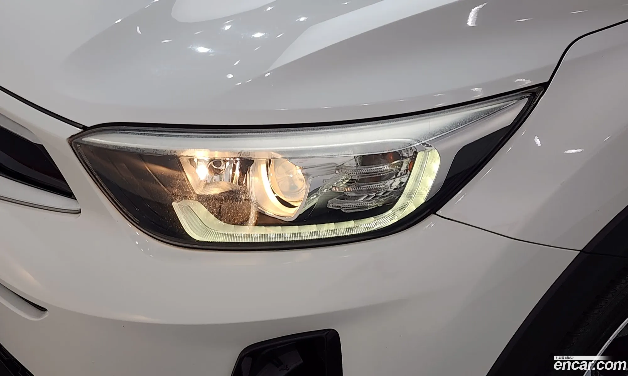 Kia Stonic 2018 KNADE815GJS211788 — 18