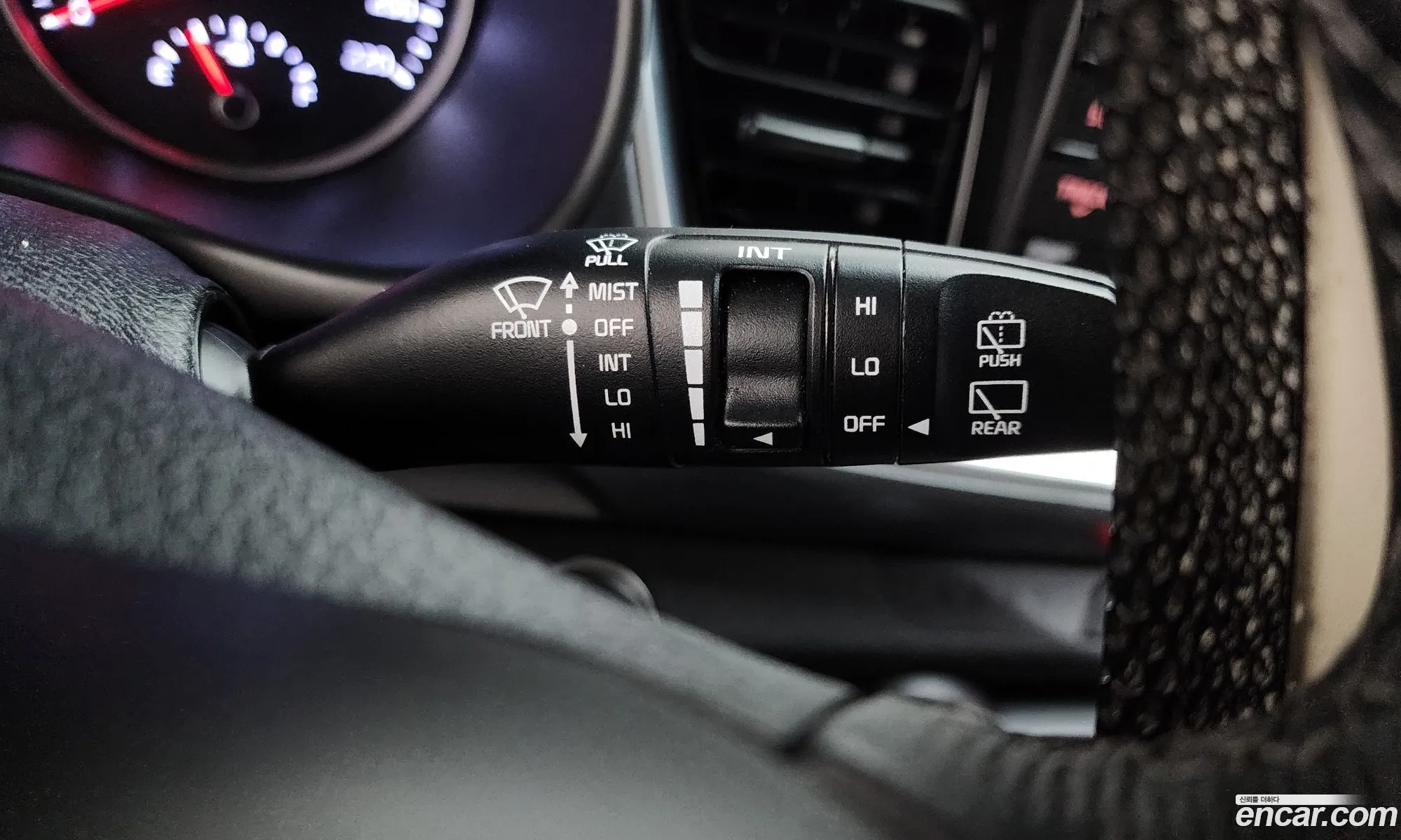 Kia Stonic 2018 KNADE815GJS211788 — 16