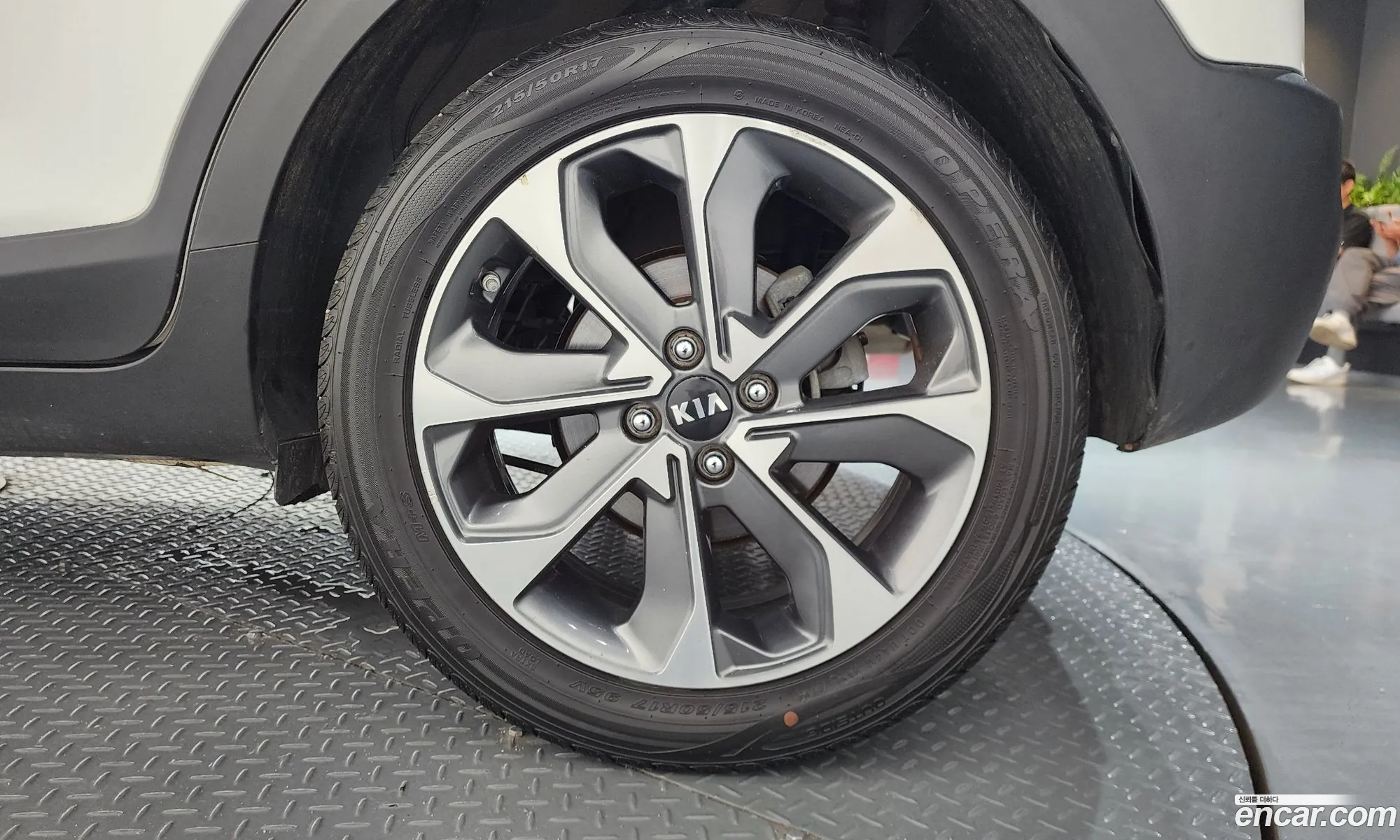 Kia Stonic 2018 KNADE815GJS211788 — 23