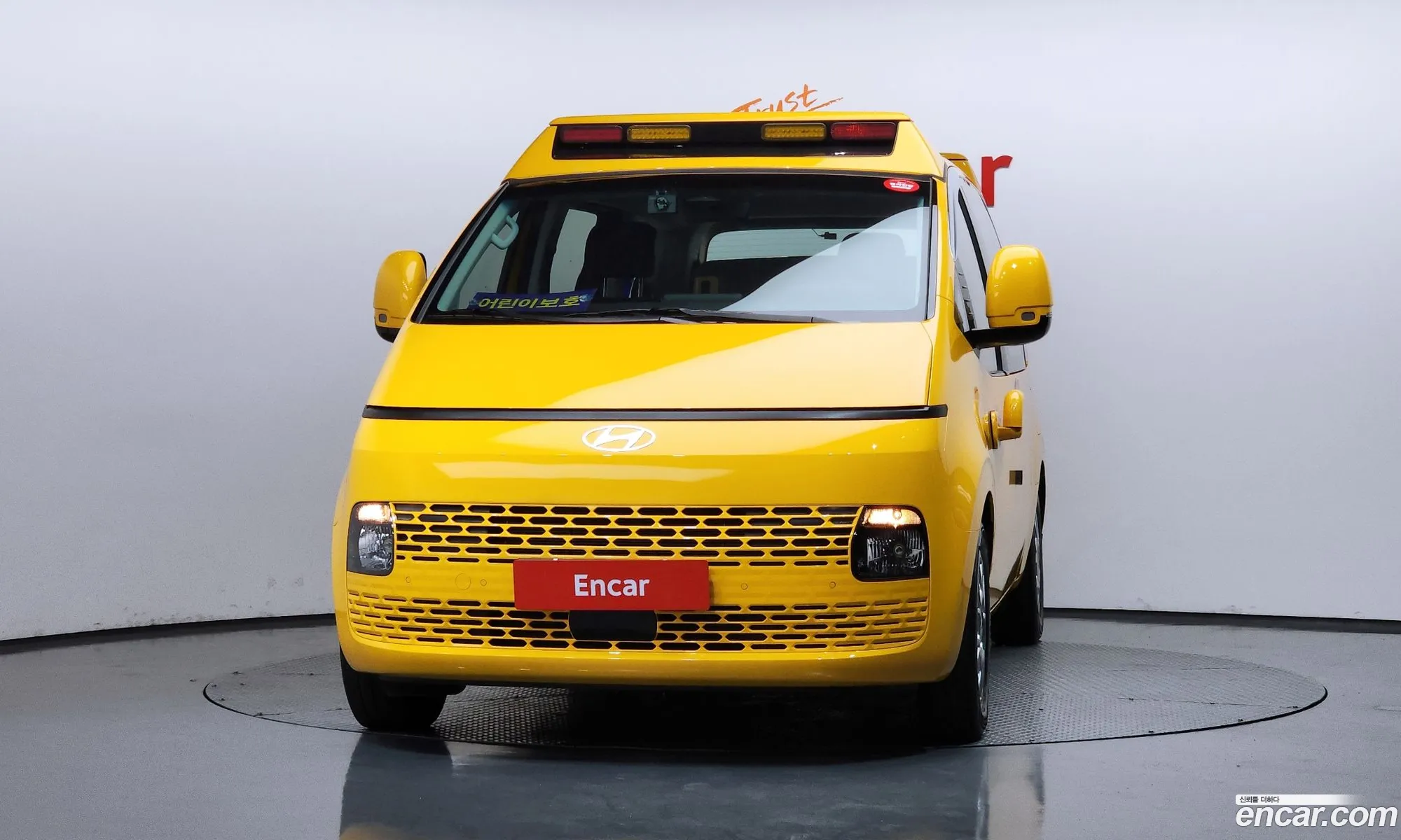 Hyundai Staria 2025 — 11