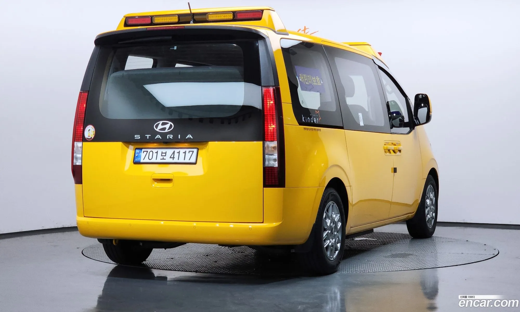 Hyundai Staria 2025 — 20