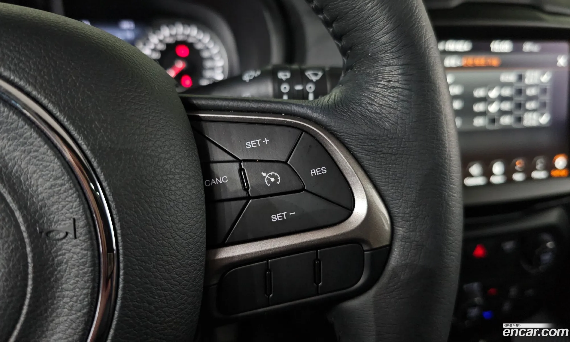 Jeep Renegade 2022 — 25