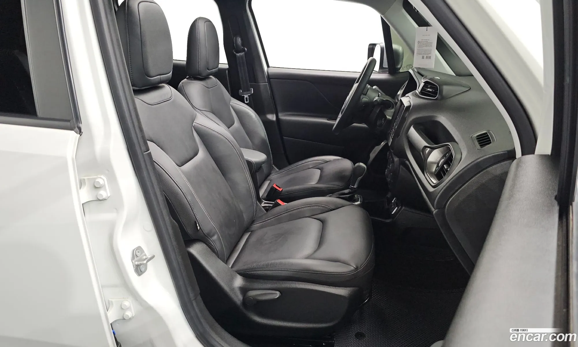 Jeep Renegade 2022 — 8