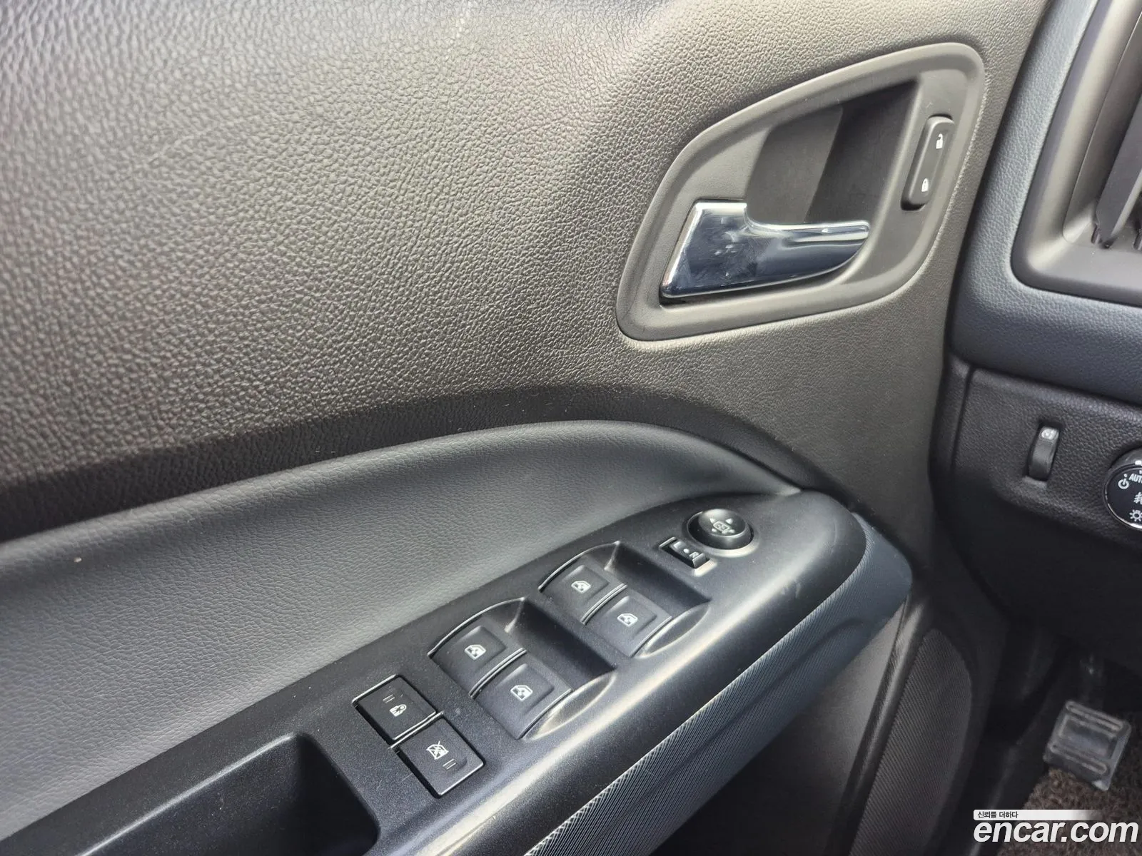 Chevrolet (GM Daewoo) Real New Colorado