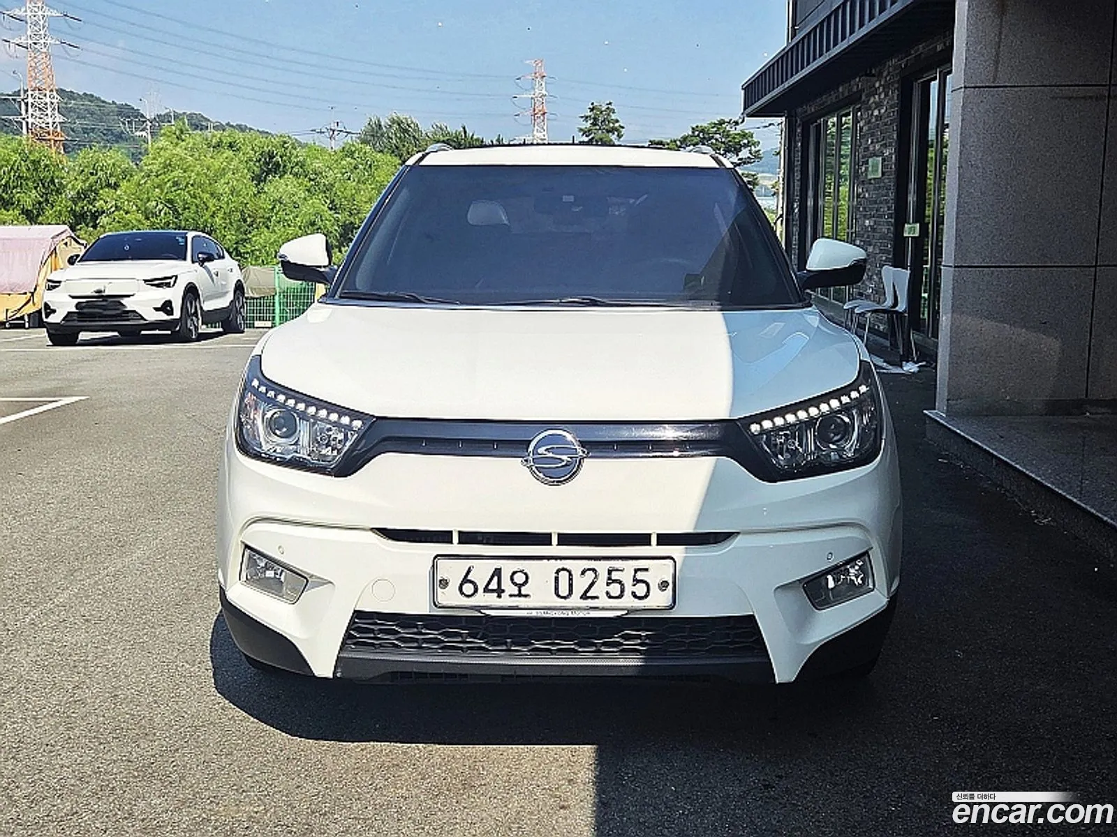KG Mobility (SsangYong) Tivoli 2016 — 17