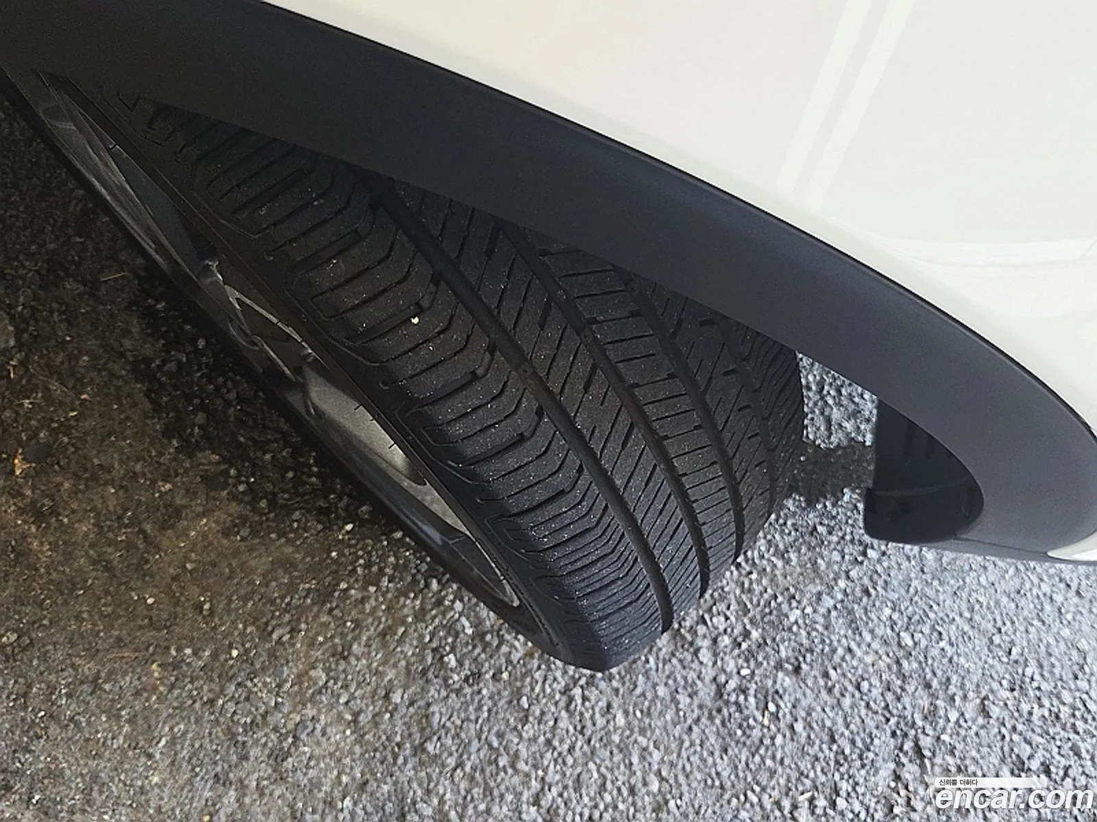 KG Mobility (SsangYong) Tivoli 2016 — 18