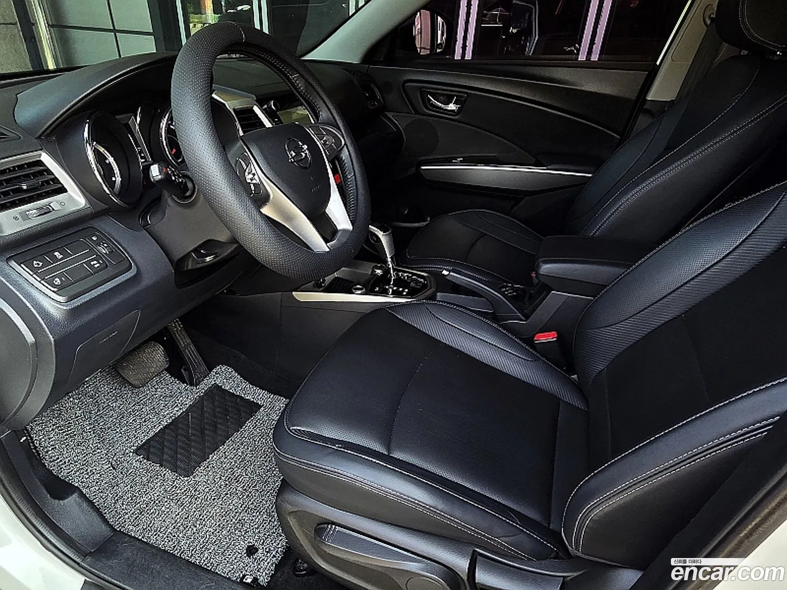 KG Mobility (SsangYong) Tivoli 2016 — 11