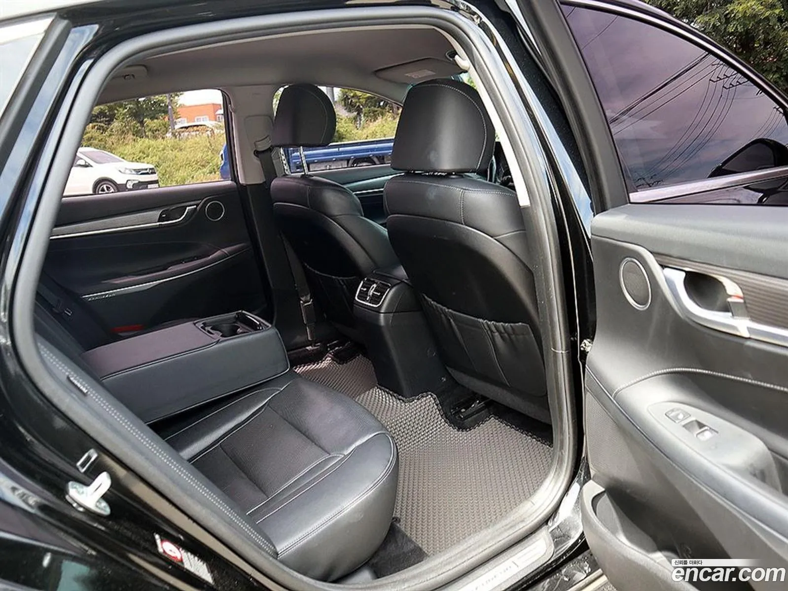 Hyundai Grandeur IG Hybrid