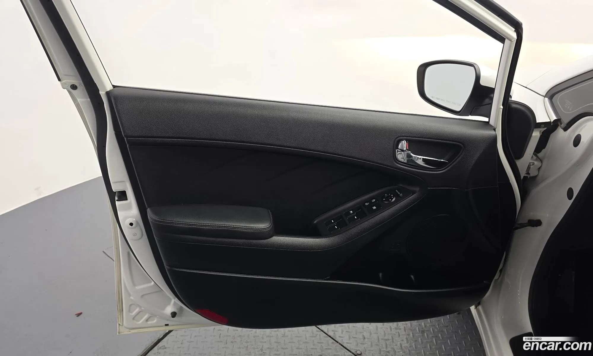 Kia K3 2015 KNAFK41BBFA457699 — 11