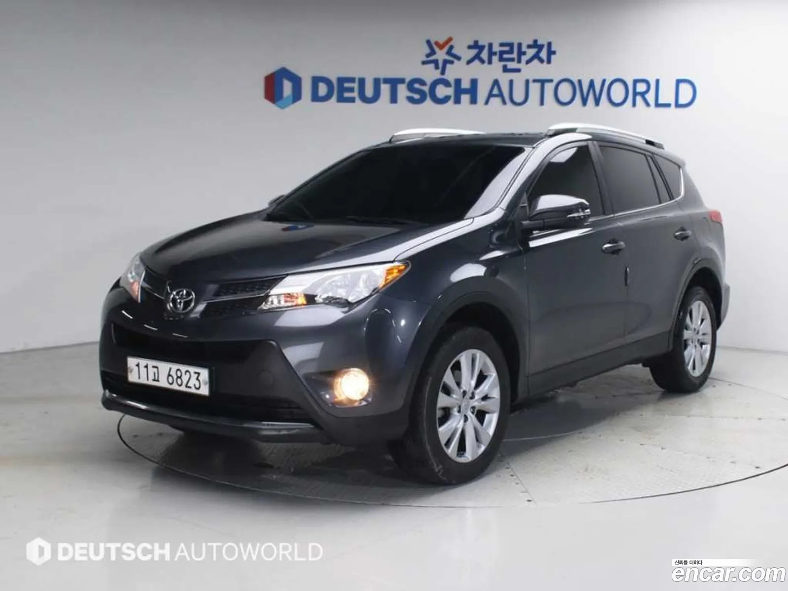Toyota RAV4 2015 — 11