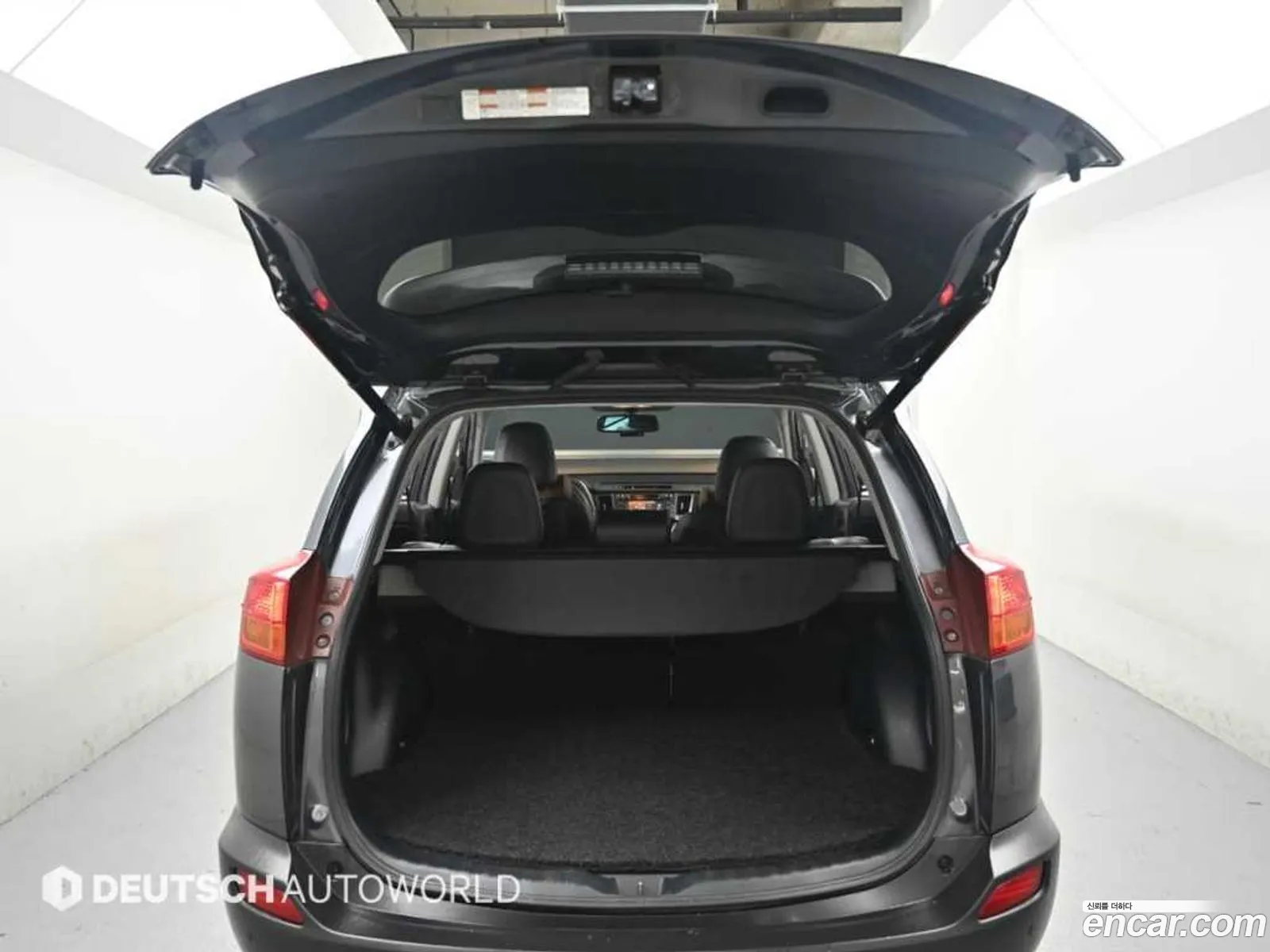 Toyota RAV4 2015 — 10