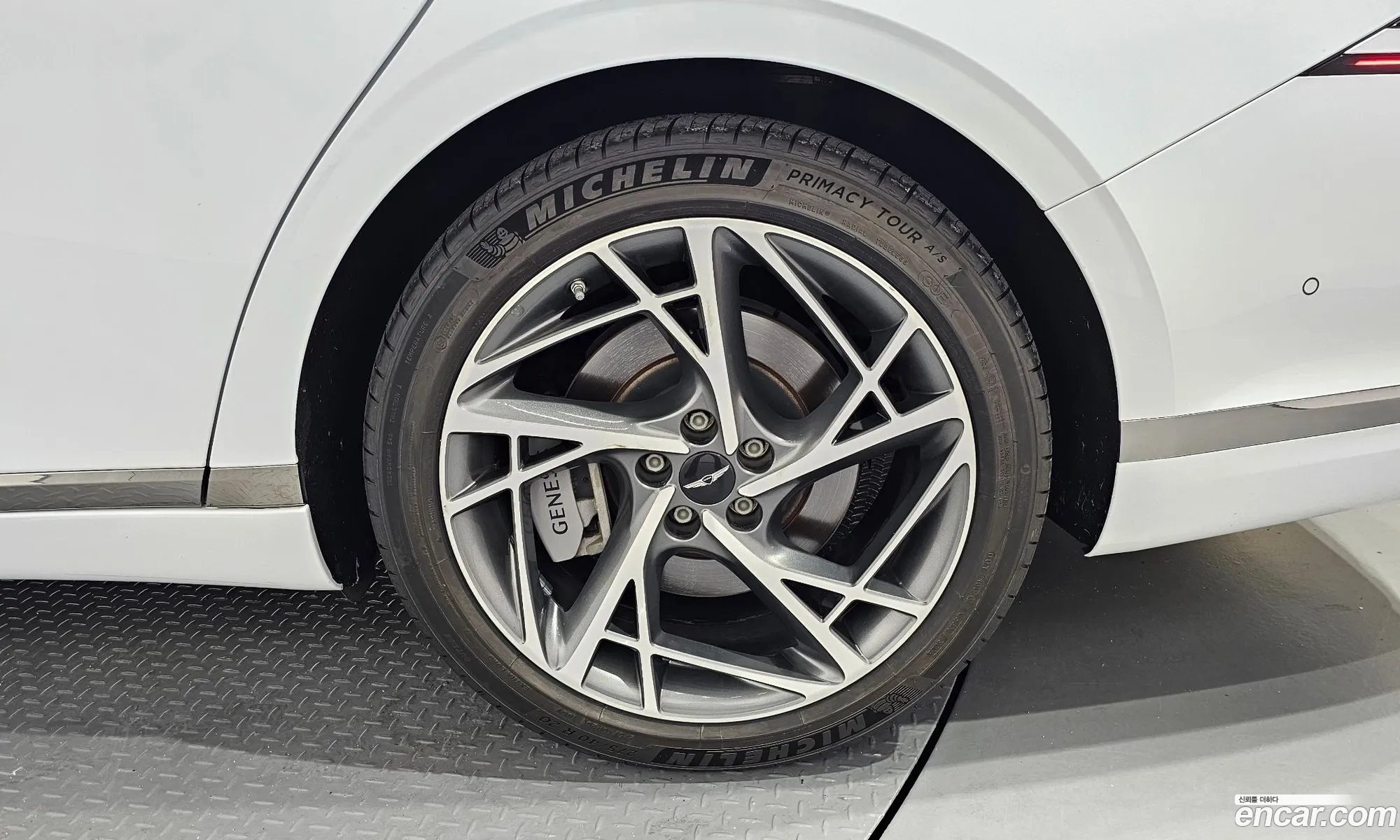 Genesis G90 2022 — 20