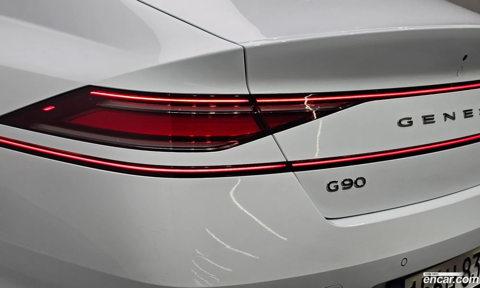 Genesis G90 2022 — 32