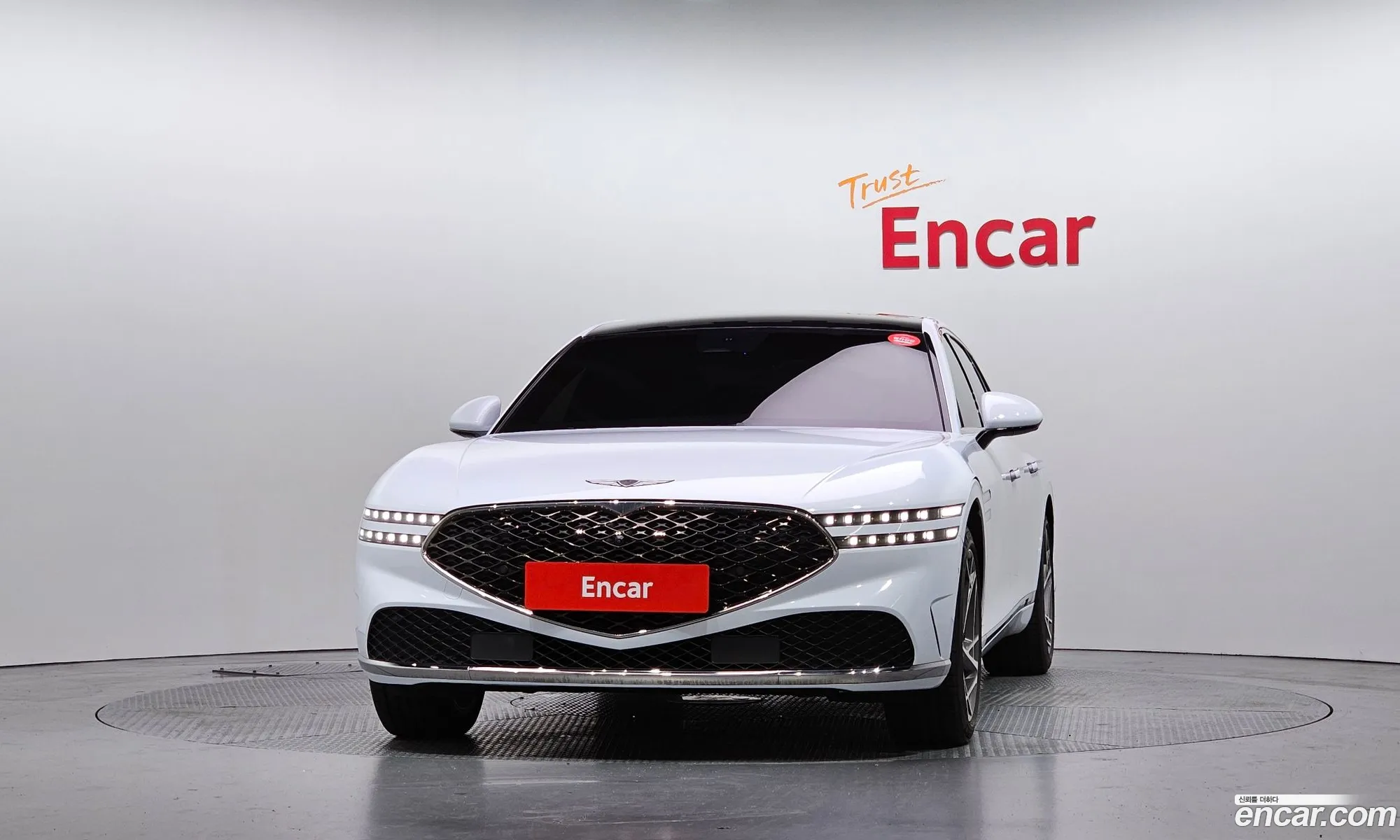 Genesis G90 2022 — 23