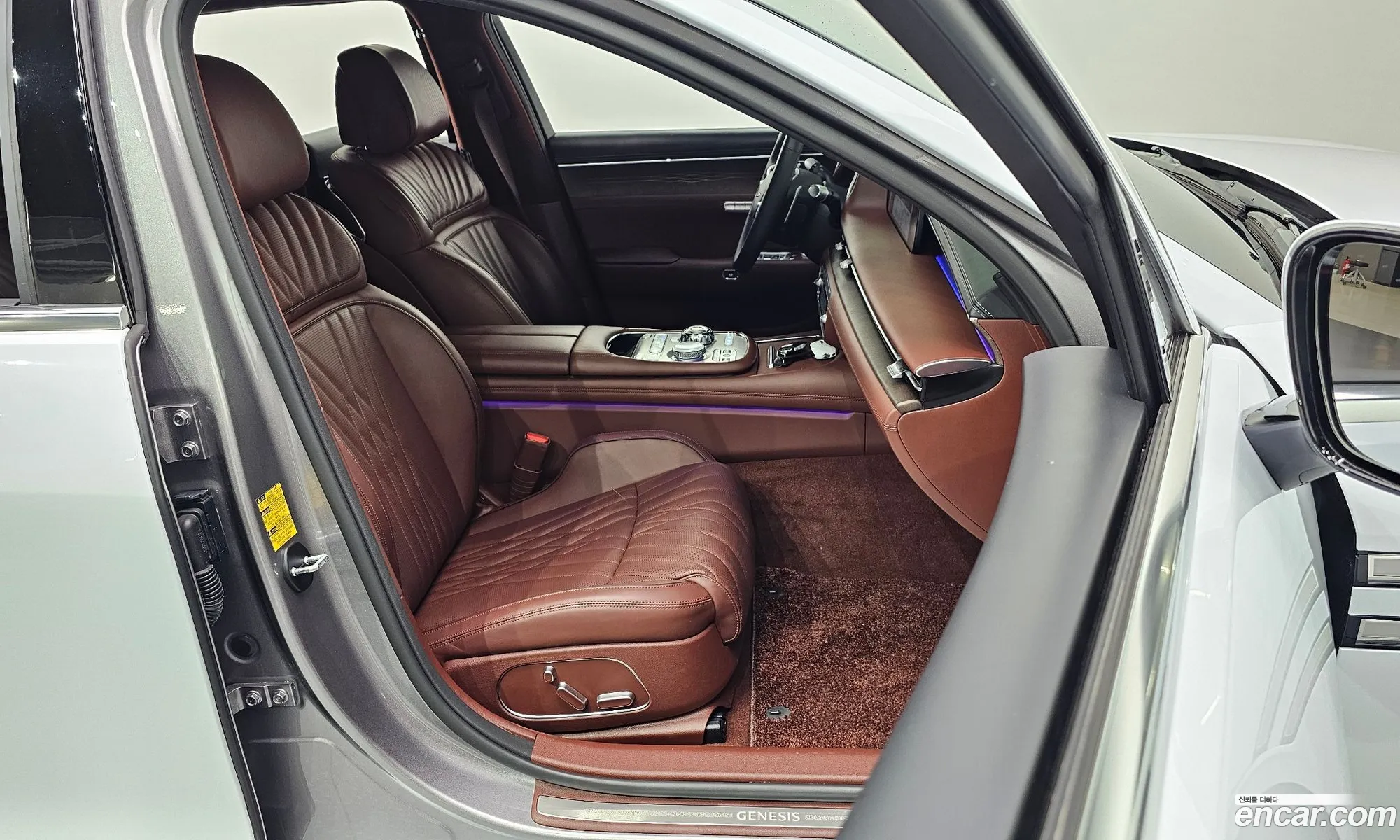 Genesis G90 2022 — 18