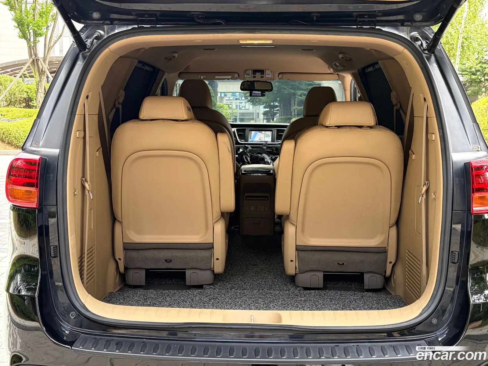Kia Carnival 2018 — 9