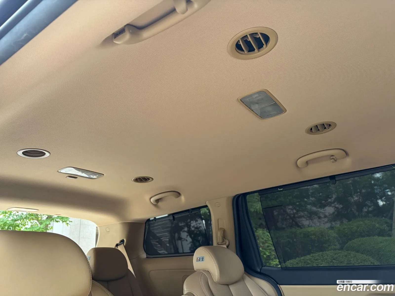 Kia Carnival 2018 — 12