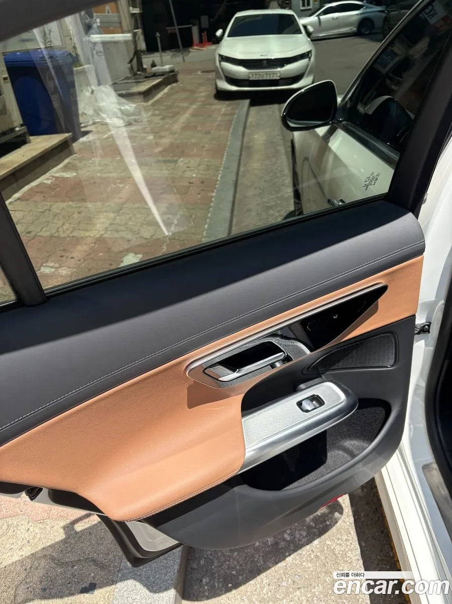 Mercedes-Benz E-Class W214 2024 — 6