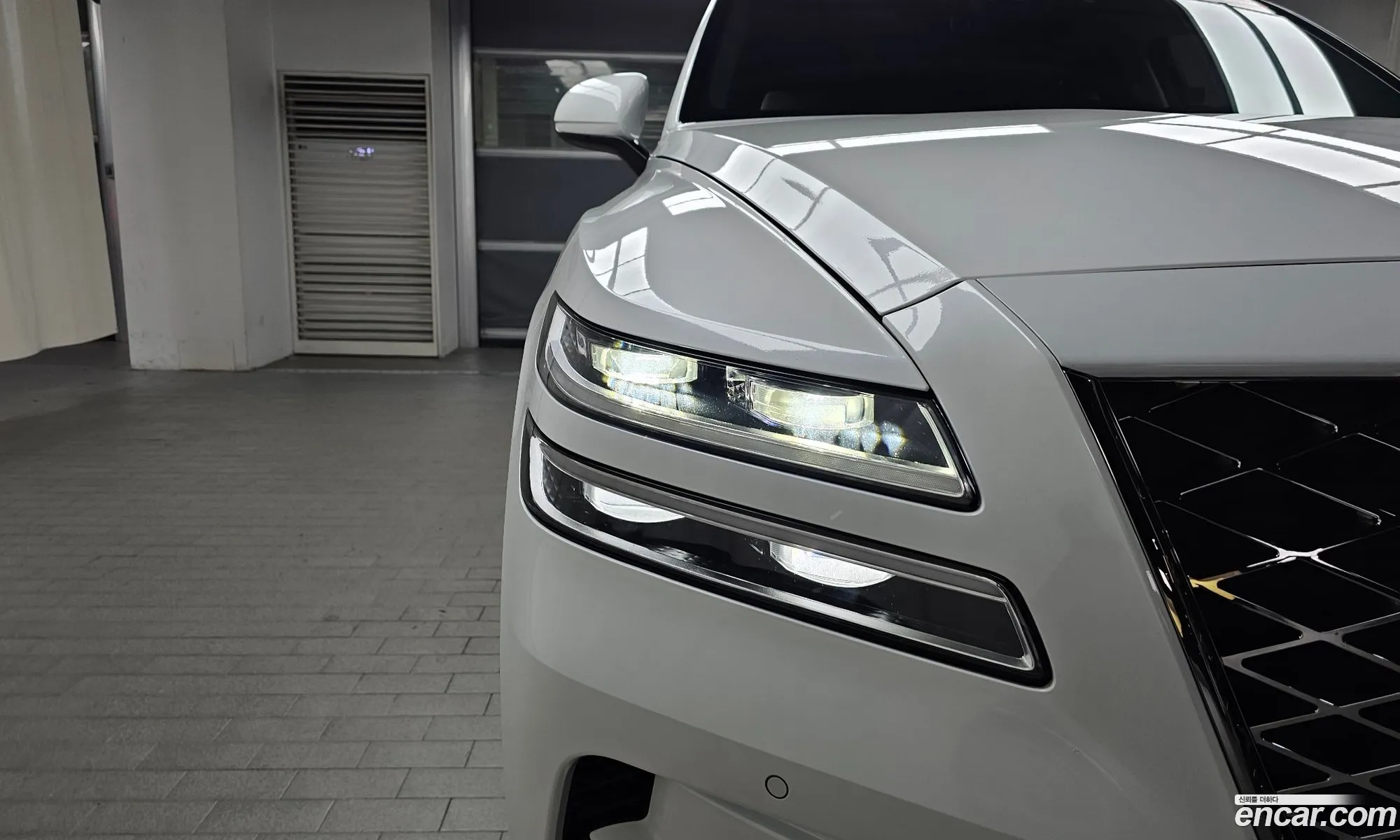 Genesis GV80 2022 KMTHA81BBNU126371 — 10