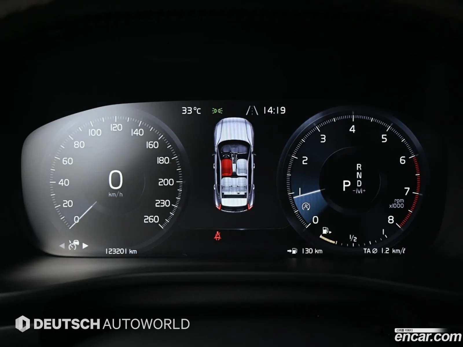Volvo XC40 2019 — 2