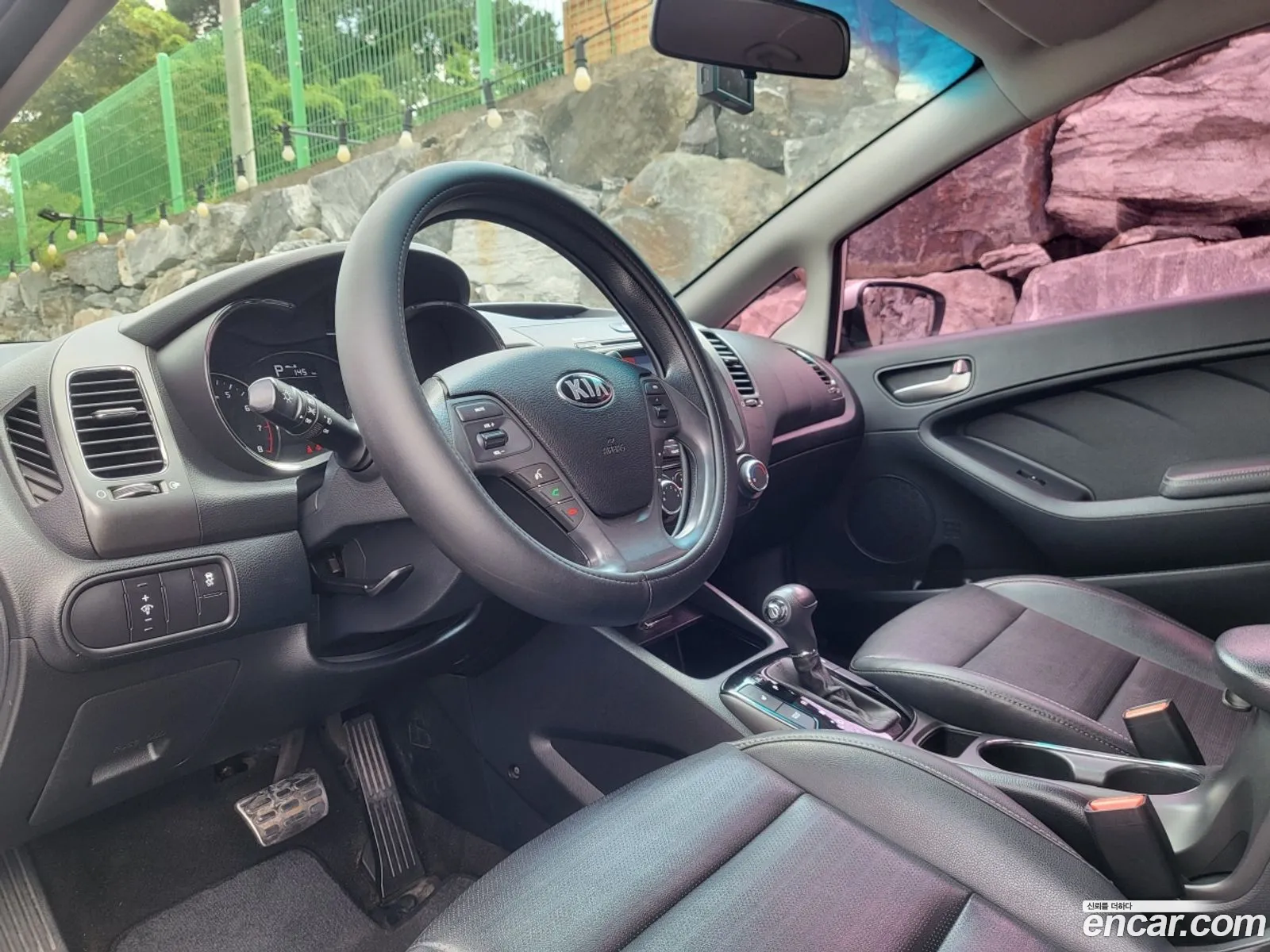 Kia K3 2016 — 18