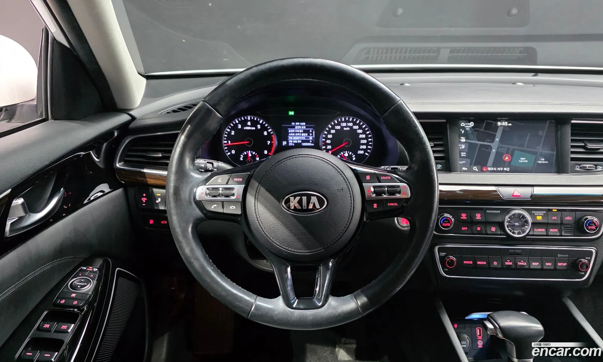Kia K7 2019 KNALB415BKA172334 — 20