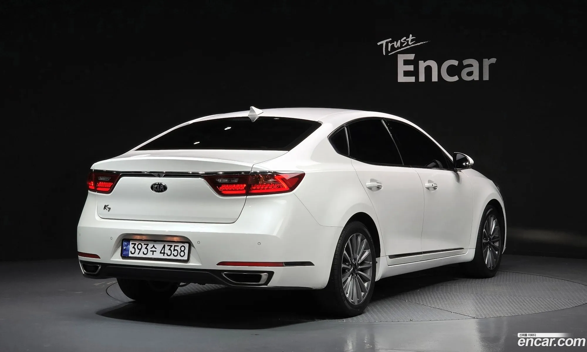 Kia K7 2019 KNALB415BKA172334 — 19