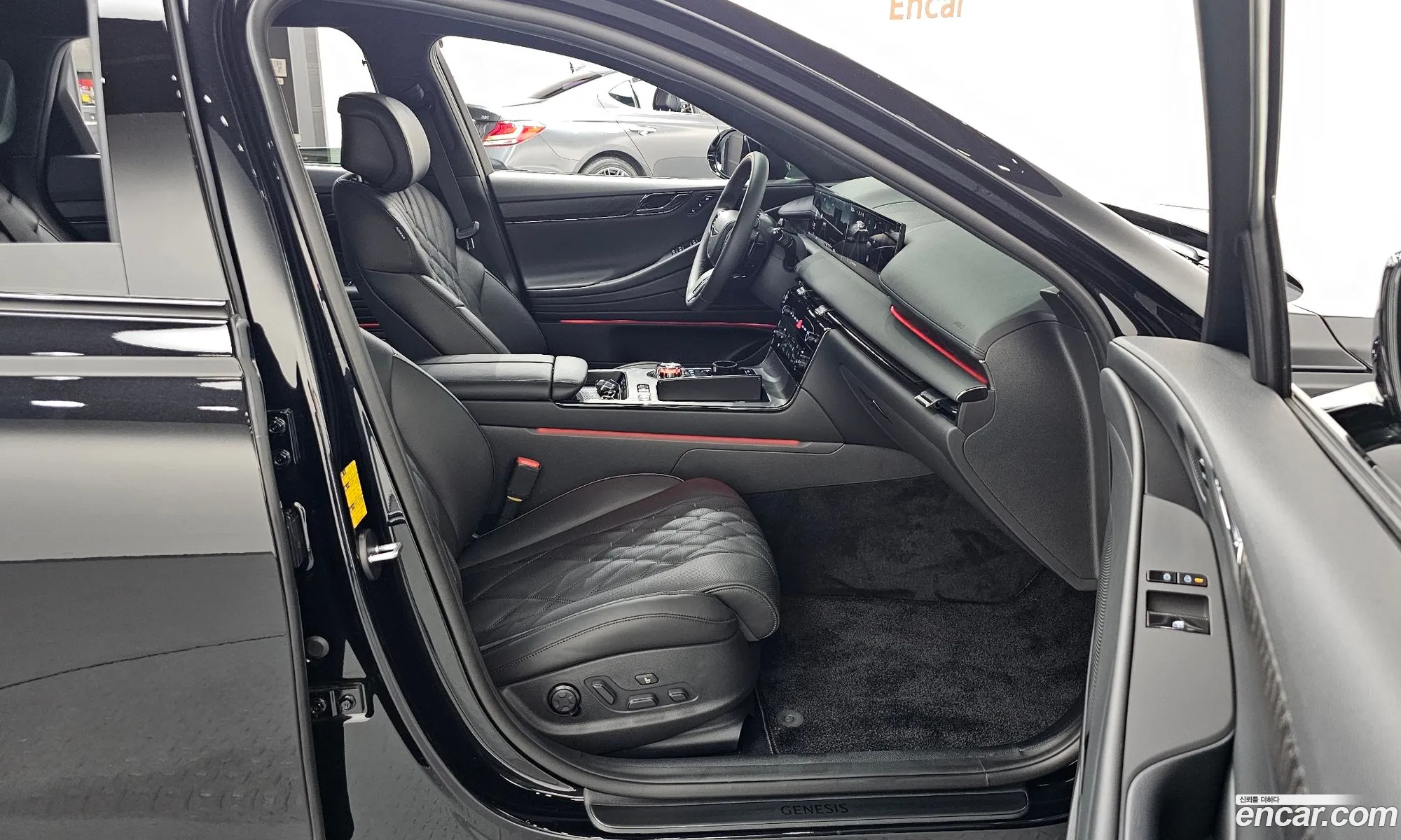 Genesis G80 2026 KMTGB41CDTU317476 — 38