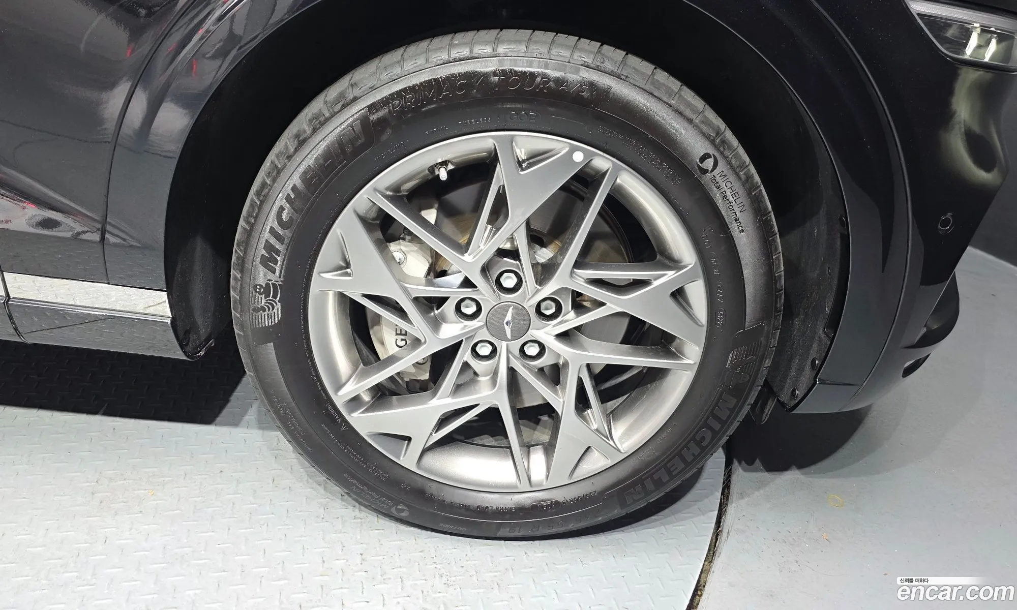 Genesis GV70 2023 KMTMA81BBPU129404 — 26