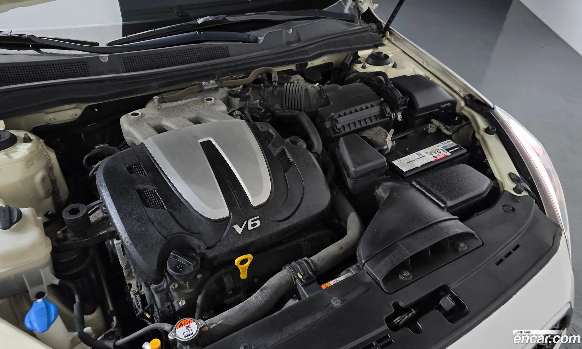 Kia K7 2013 KNALL418BDA137243 — 23