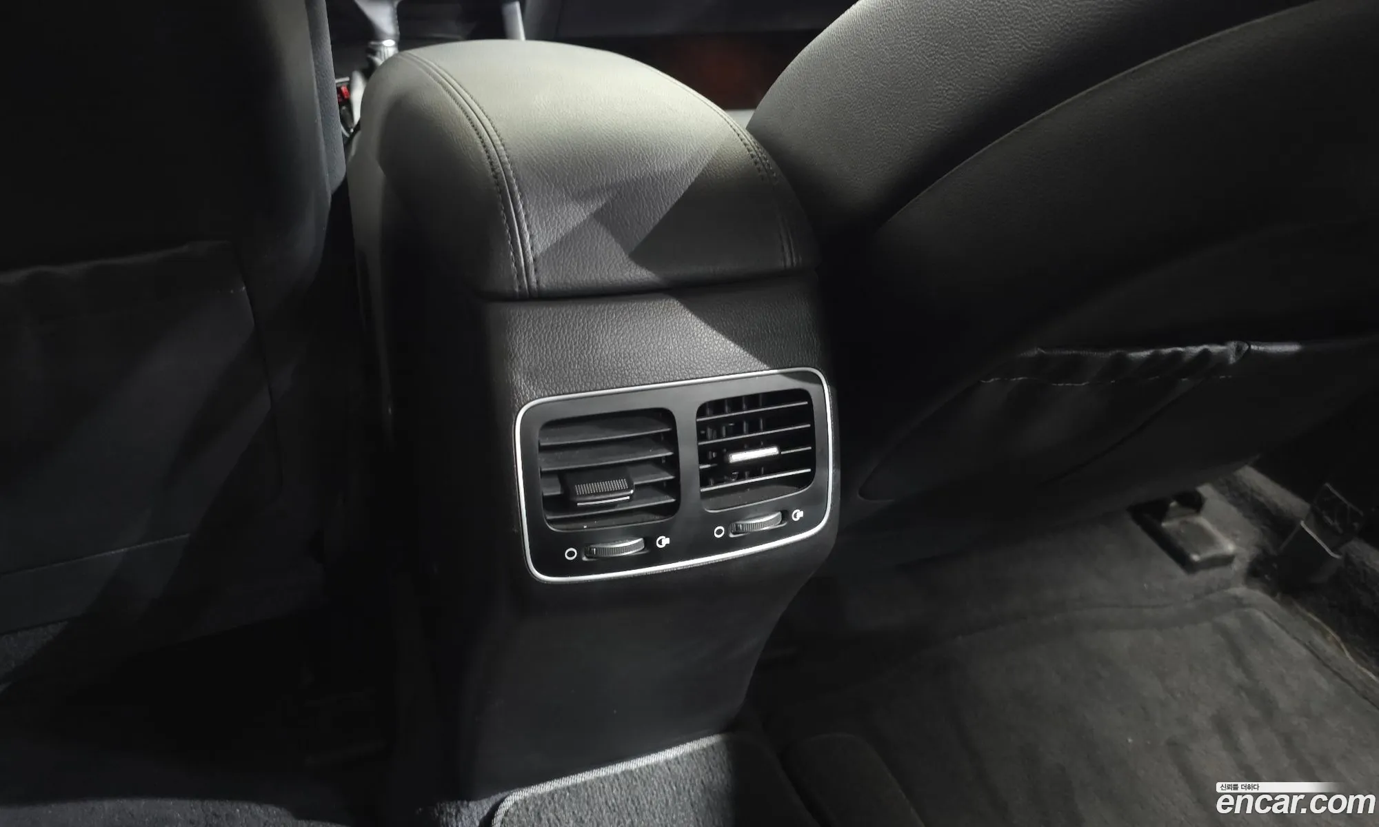Kia K7 2013 KNALL418BDA137243 — 21