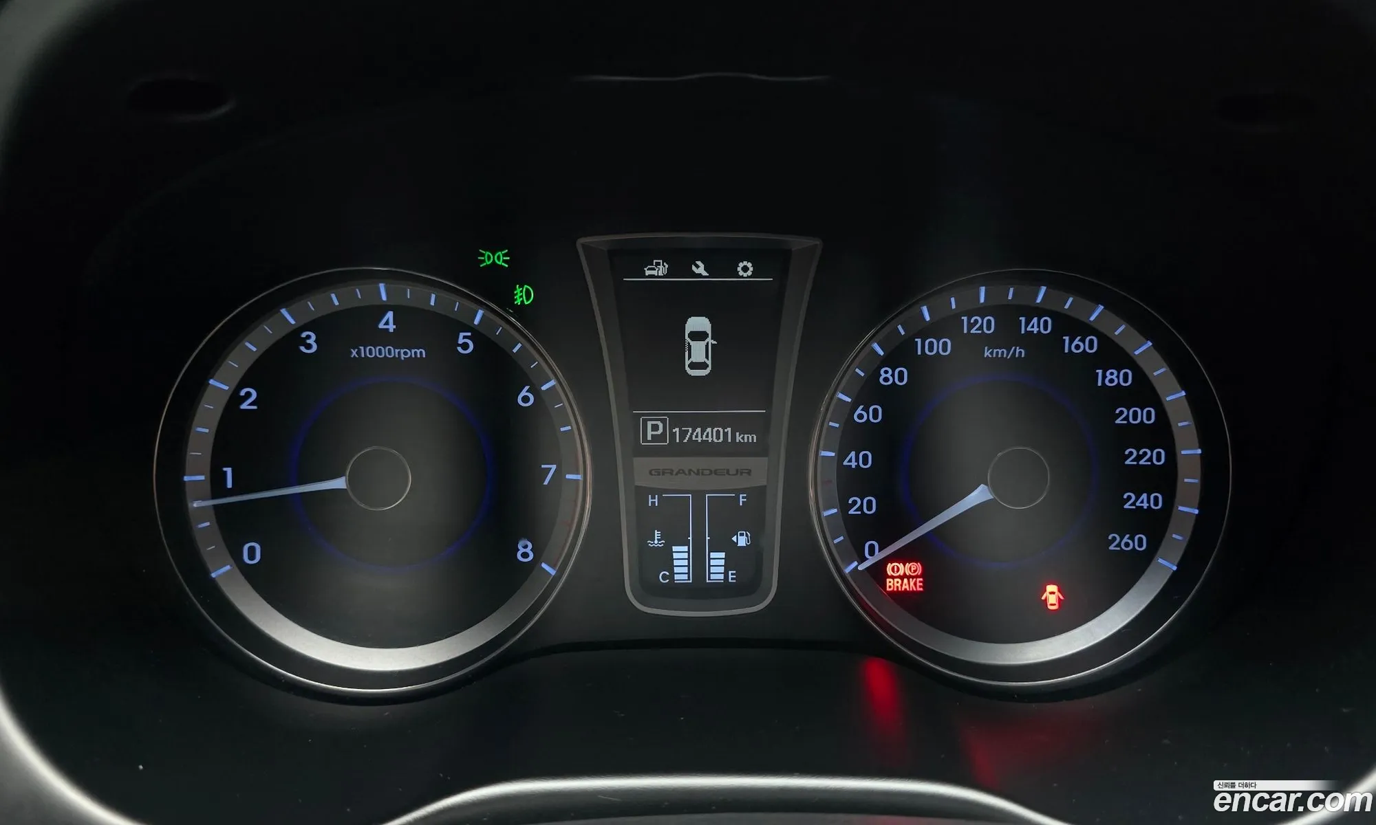 Hyundai Grandeur HG 2016 — 10