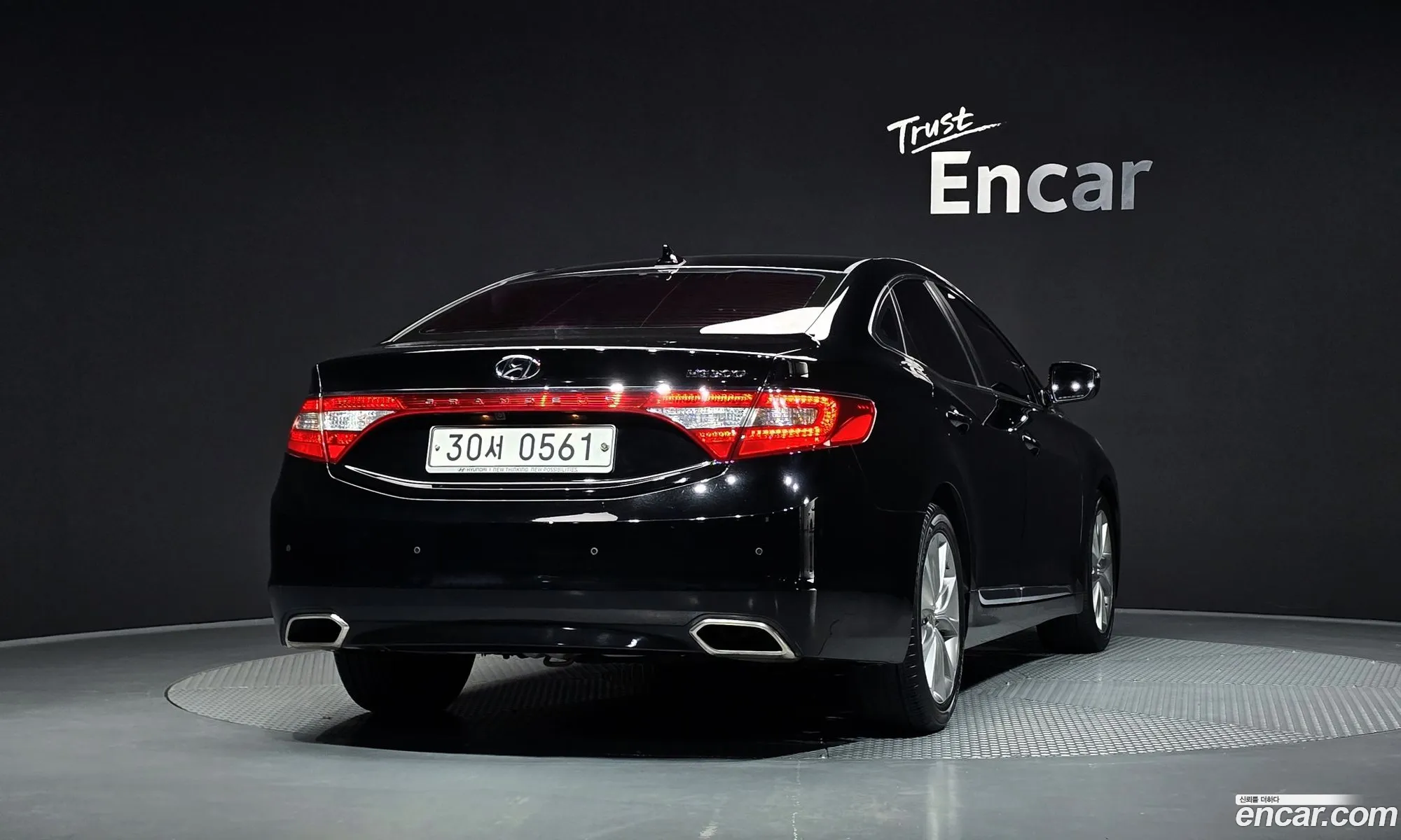 Hyundai Grandeur HG 2016 — 19