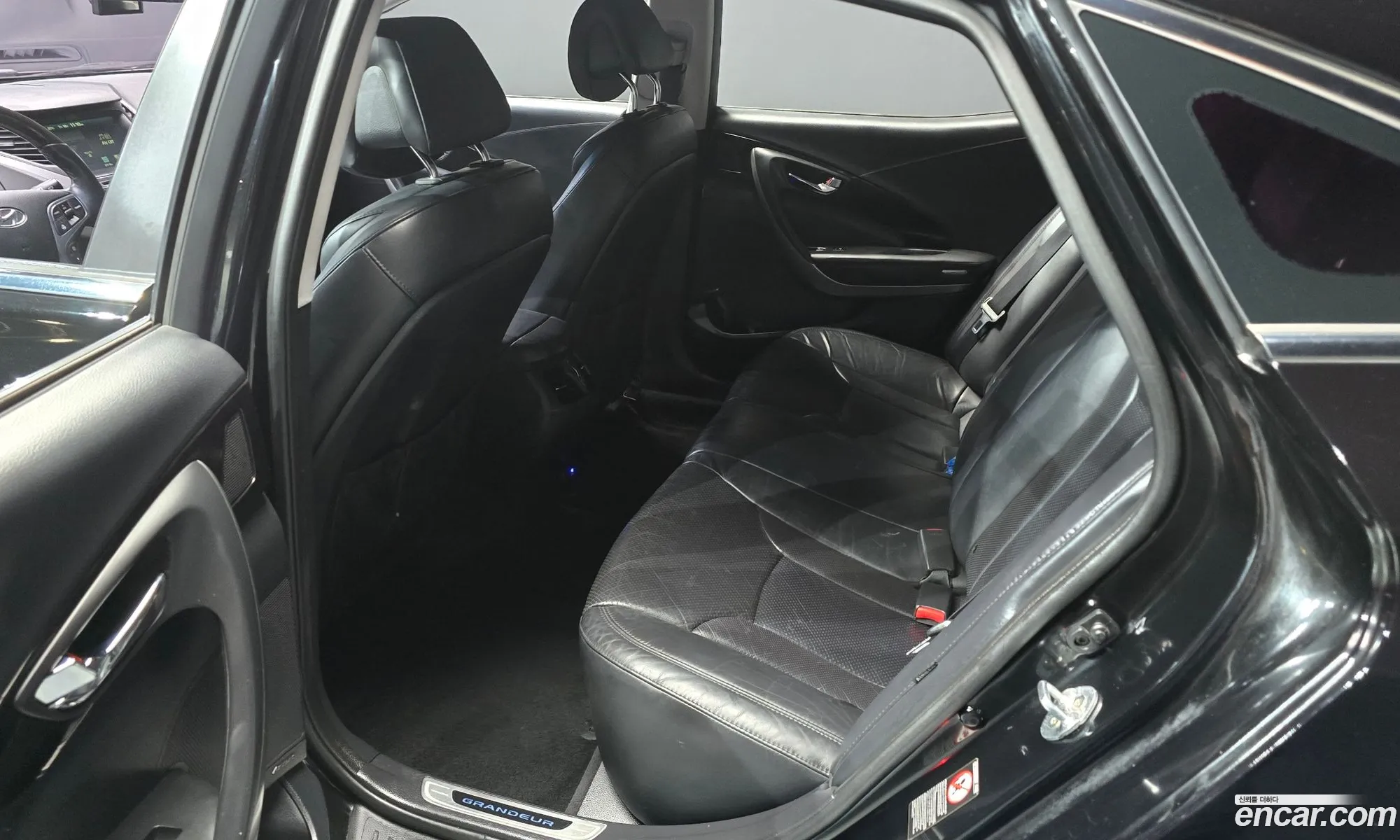 Hyundai Grandeur HG 2016 — 20