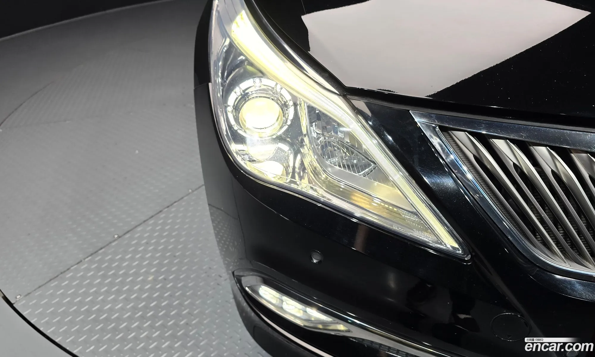 Hyundai Grandeur HG 2016 — 18