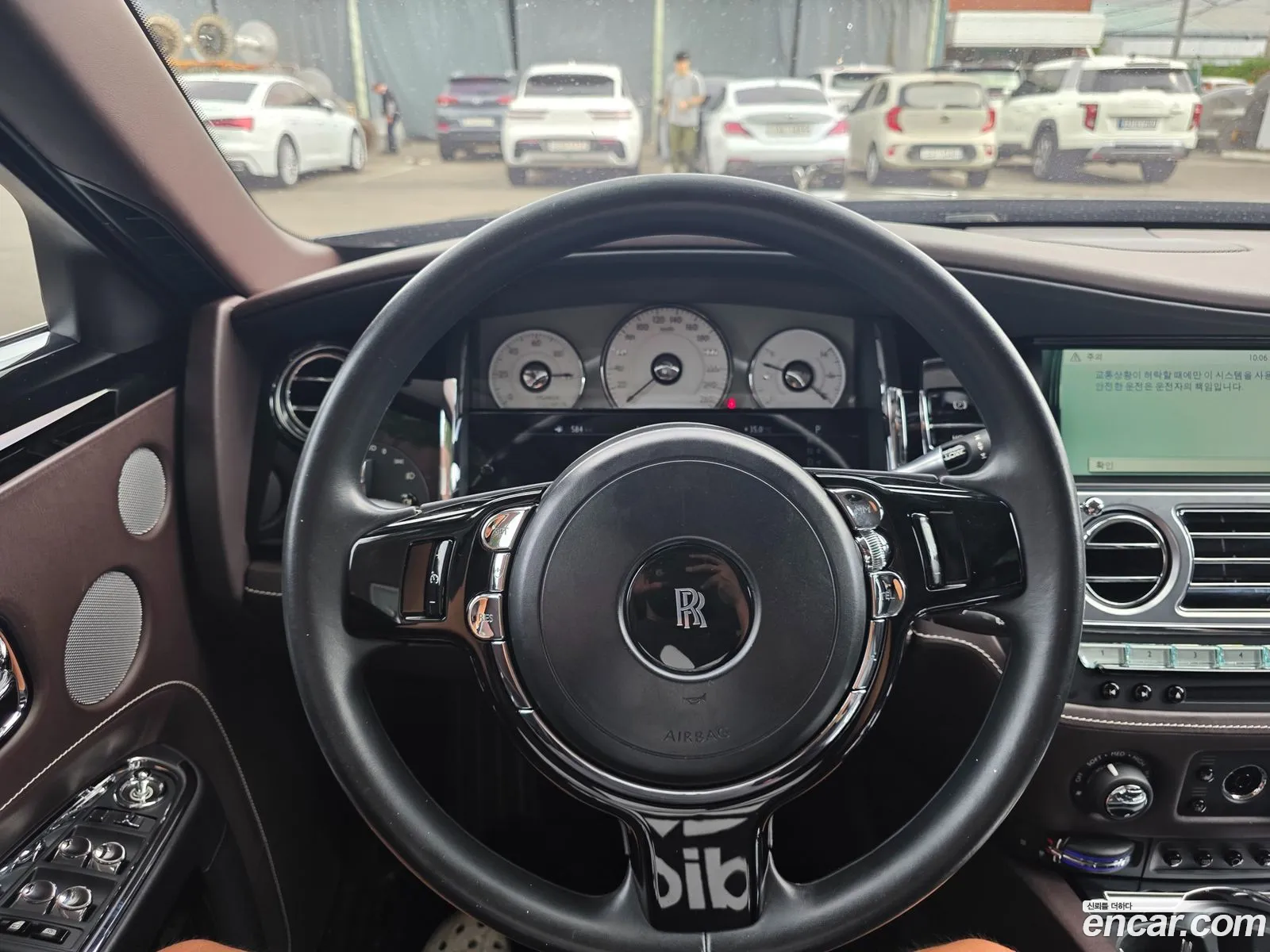 Rolls-Royce Ghost 2017 — 13