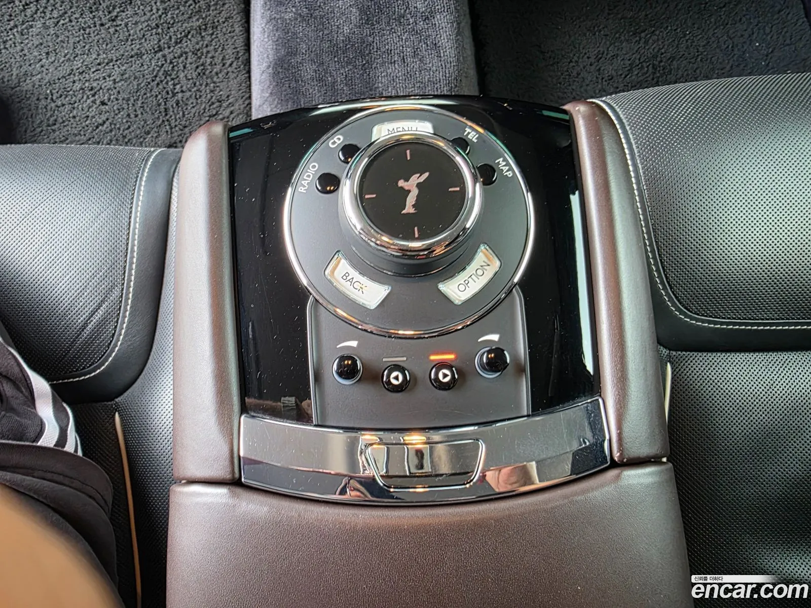 Rolls-Royce Ghost 2017 — 12
