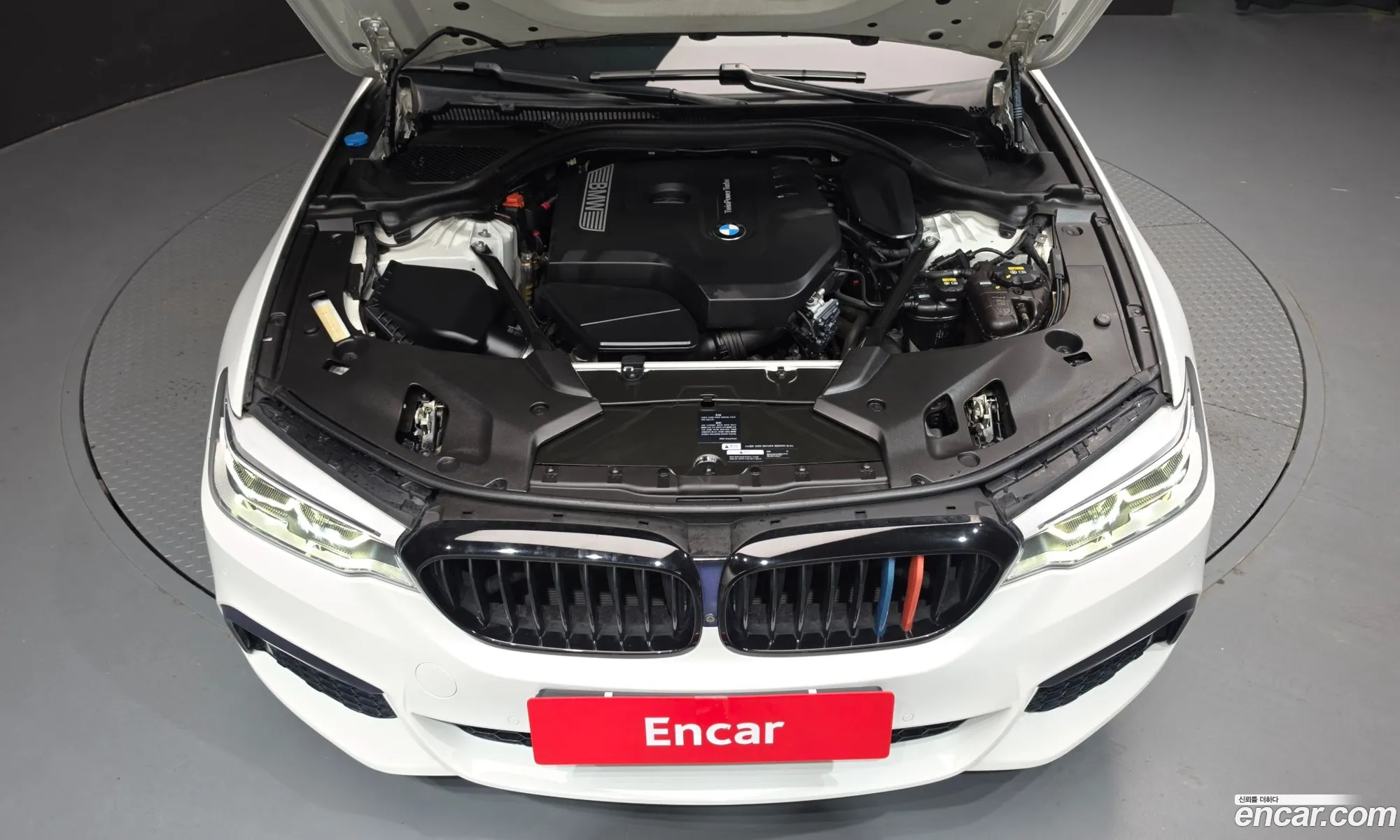 BMW 5 Series 2017 — 26