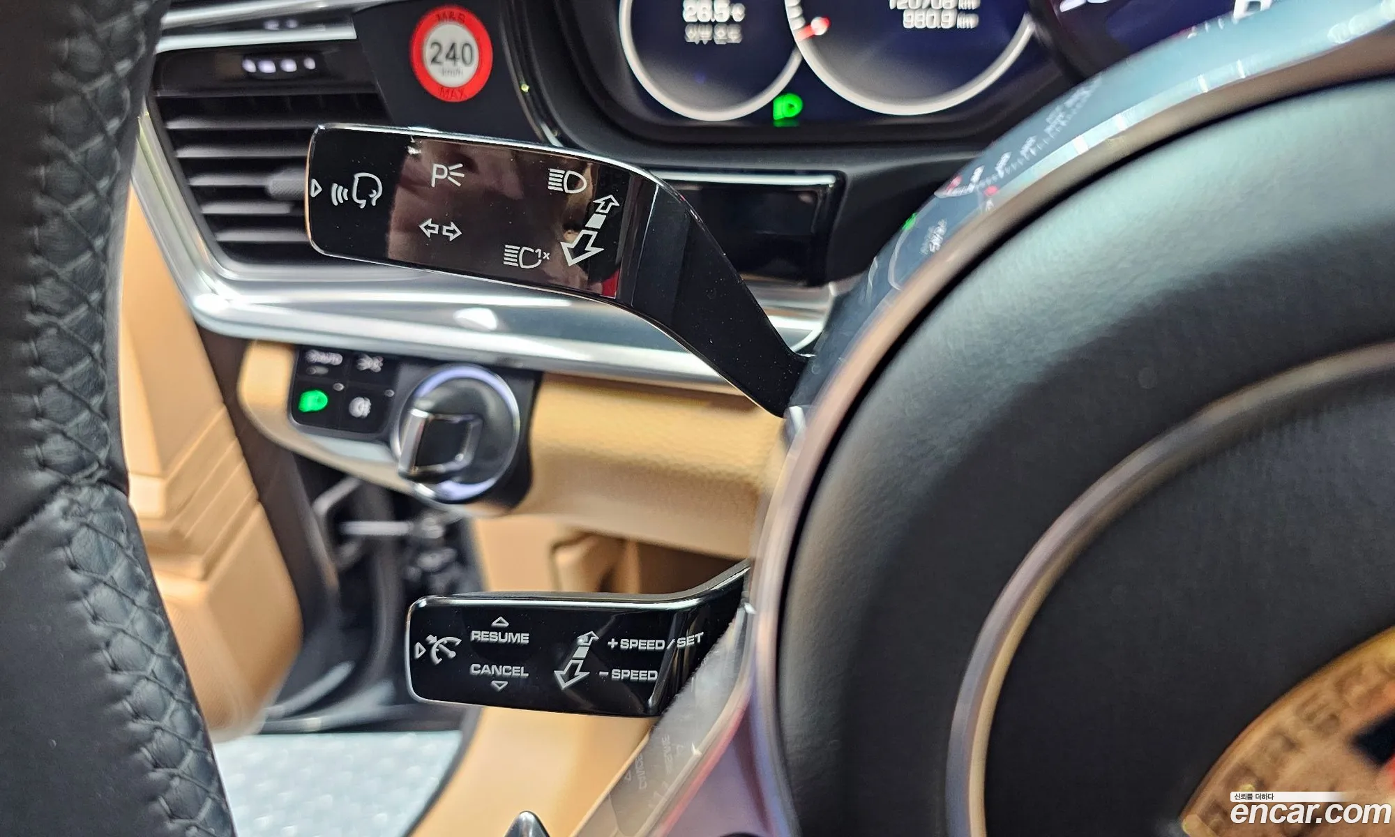 Porsche Panamera 2018 WP0AA2970JL105425 — 24