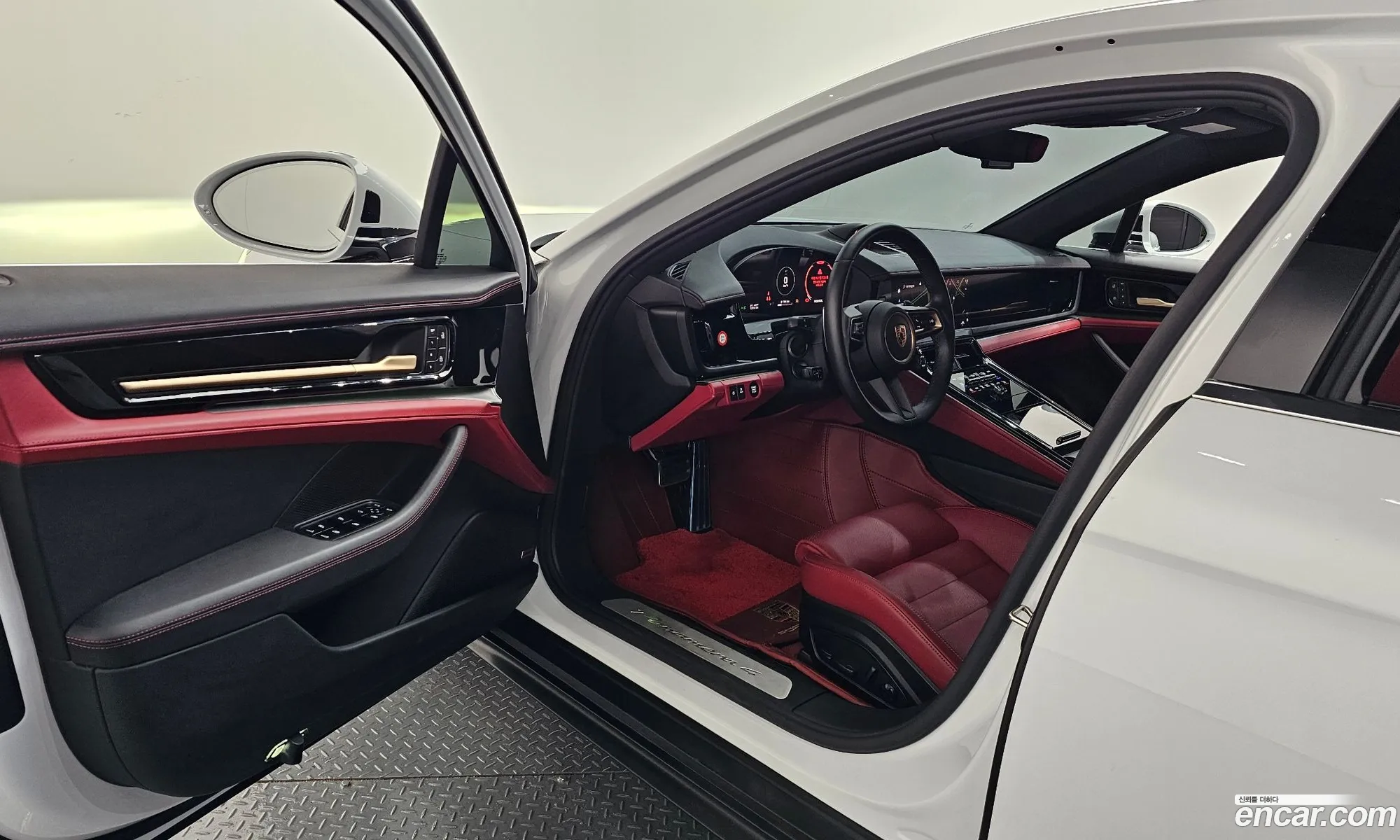 Porsche Panamera 2024 WP0AA2YA7RL002317 — 30