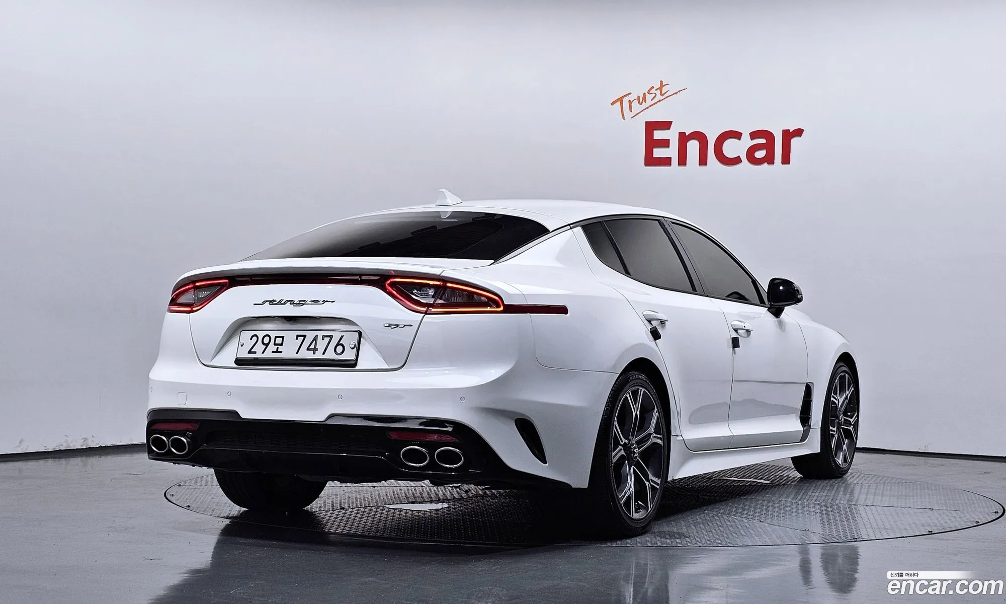 Kia Stinger 2017 KNAE751CBJS001518 — 9