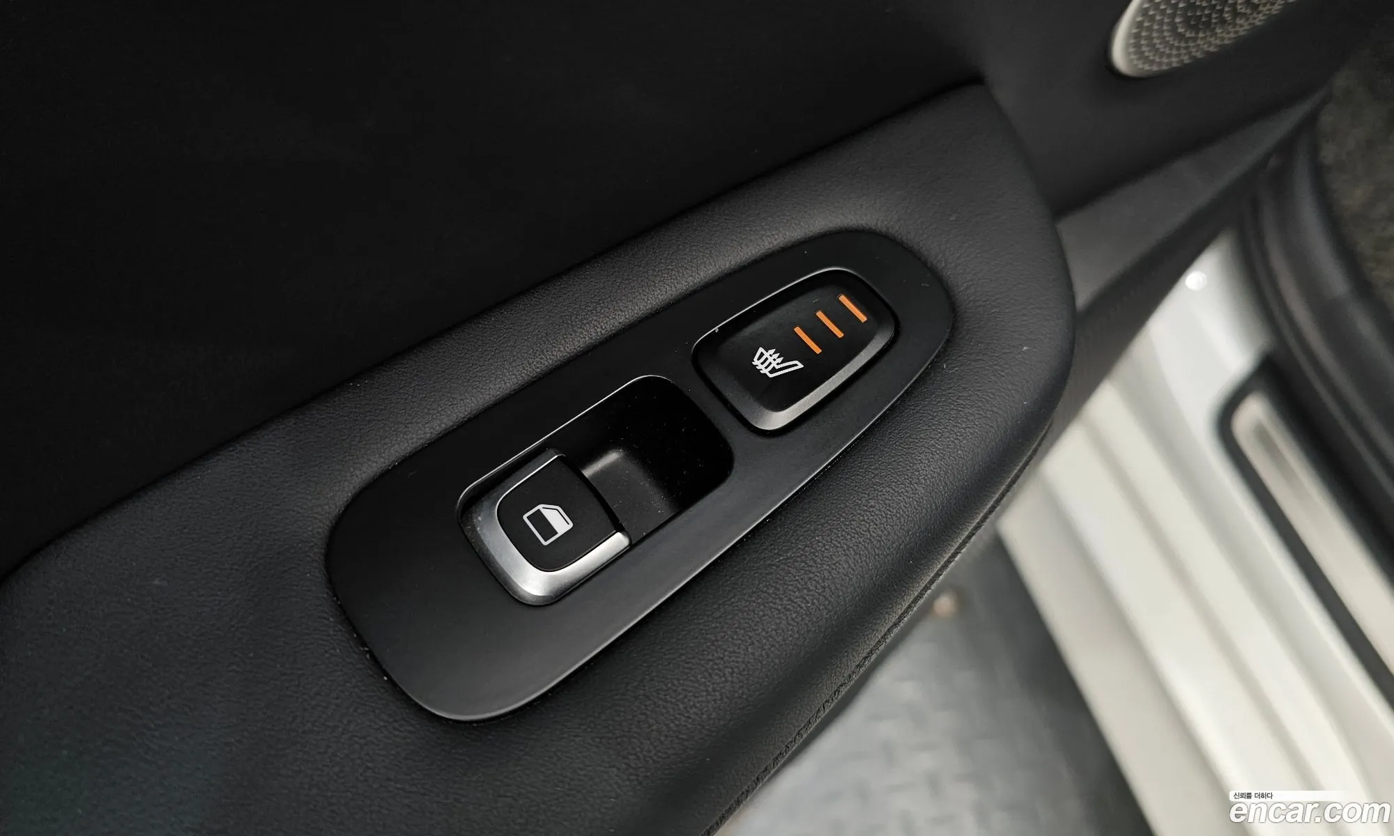 Kia Stinger 2017 KNAE751CBJS001518 — 18