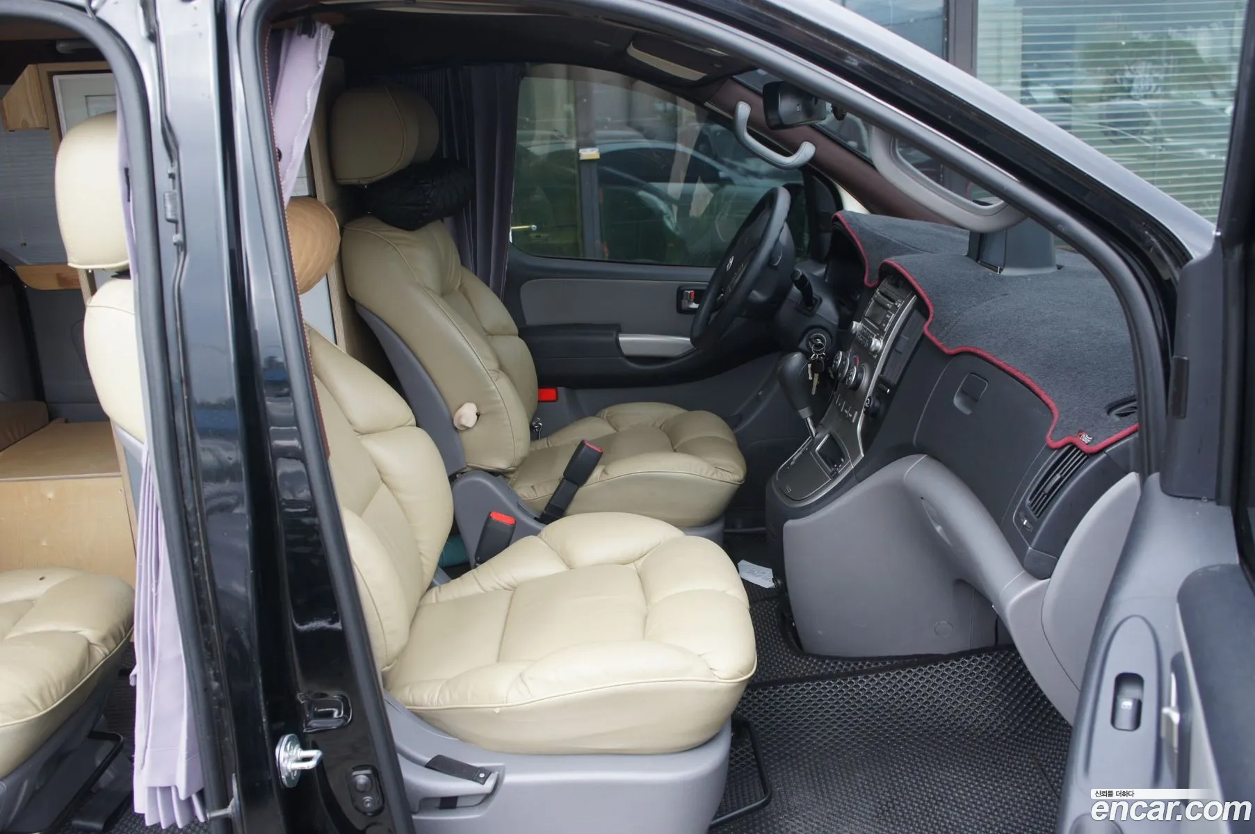 Hyundai Grand Starex 2013 — 10