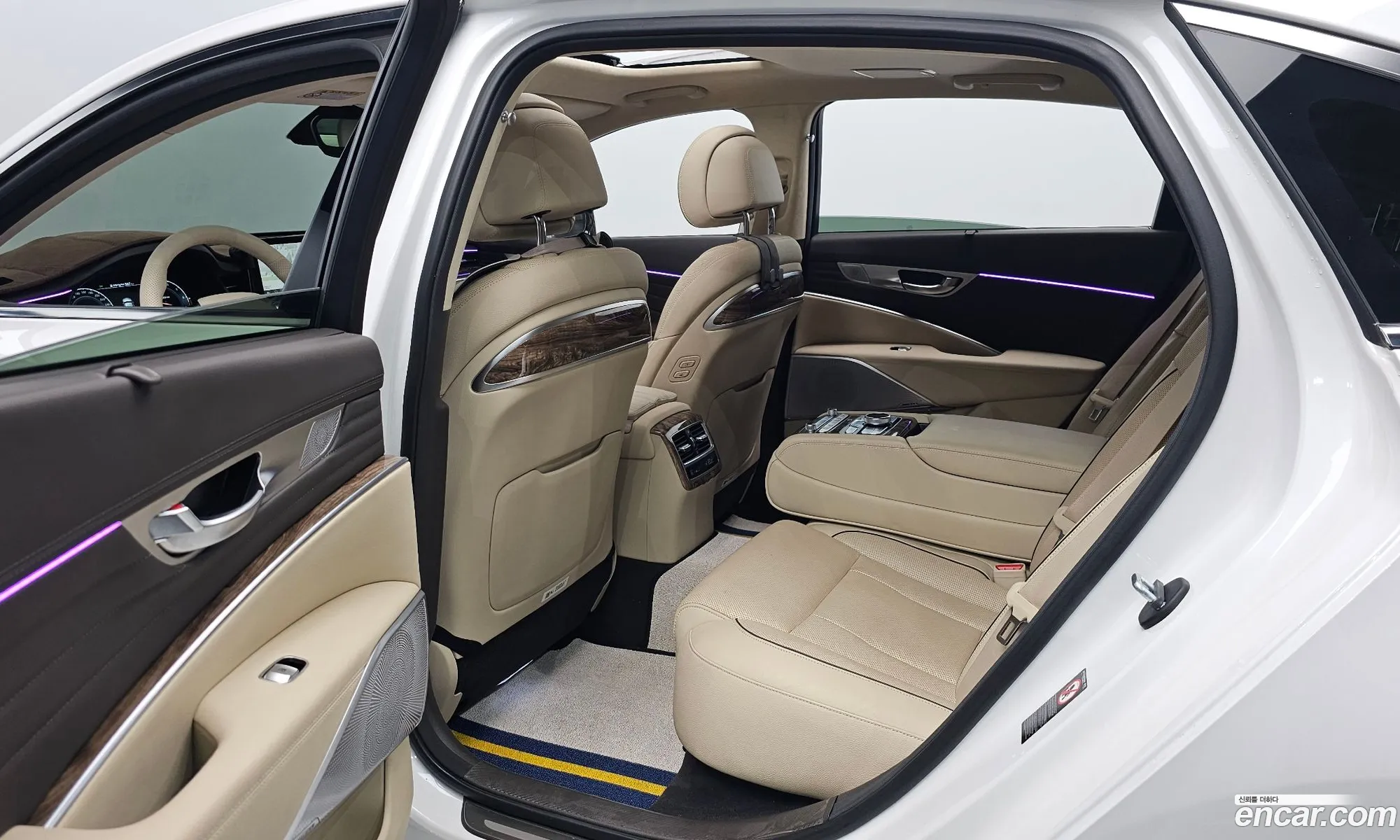 Kia The K9 2018 KNAS2418DKS002902 — 13