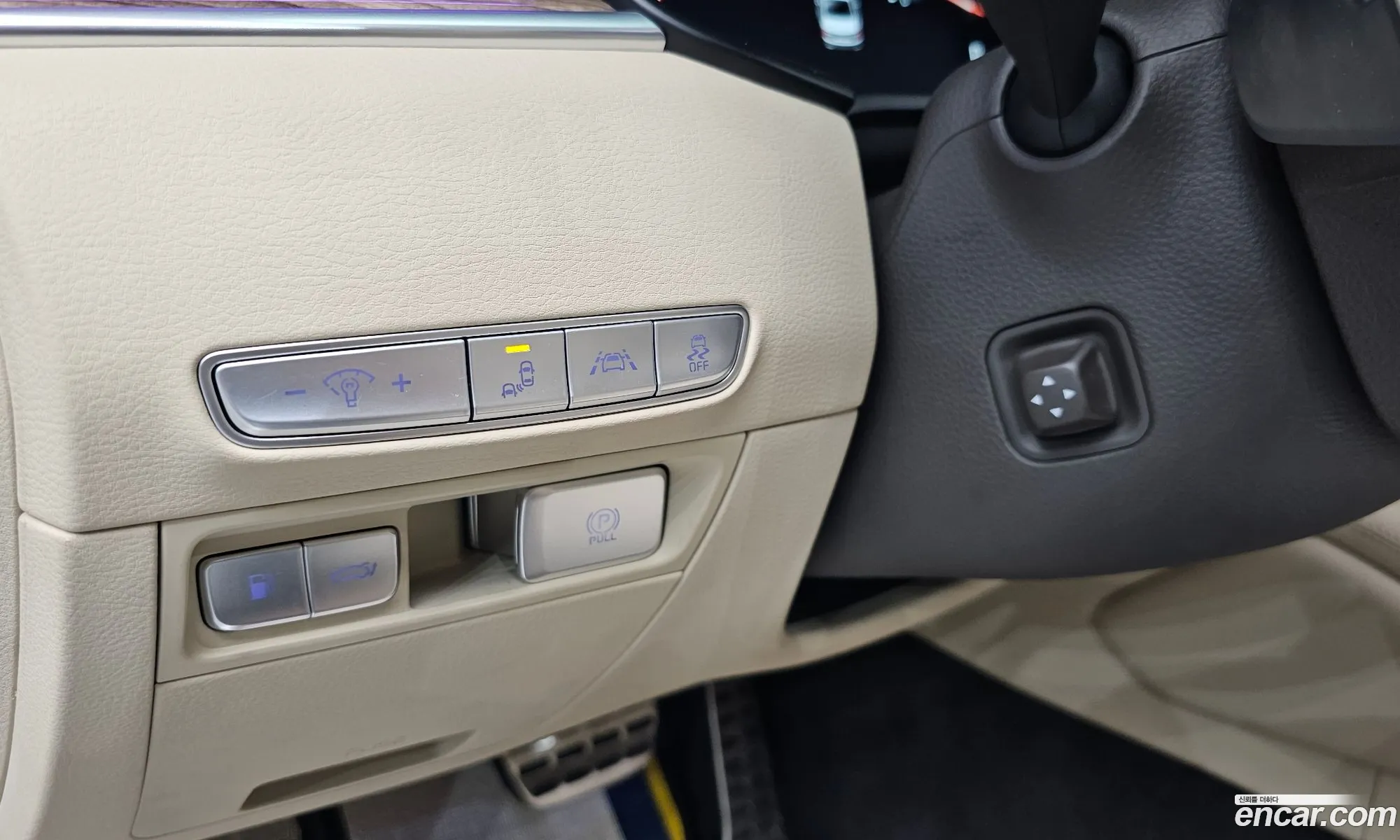 Kia The K9 2018 KNAS2418DKS002902 — 10